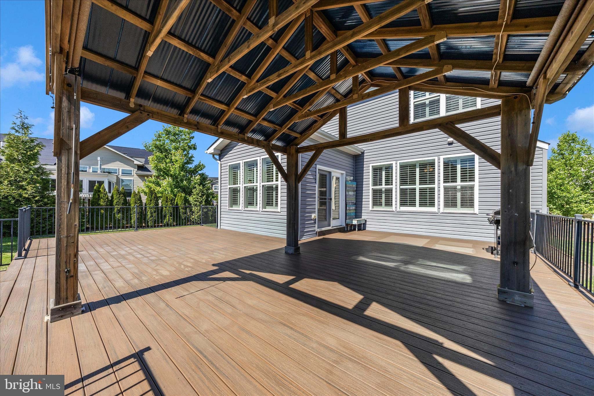 TUSCARORA CREEK - Residential