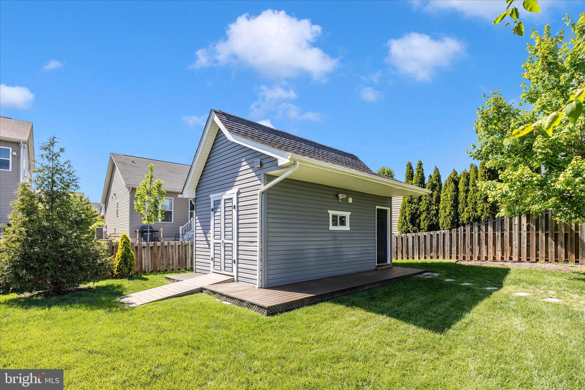 TUSCARORA CREEK - Residential