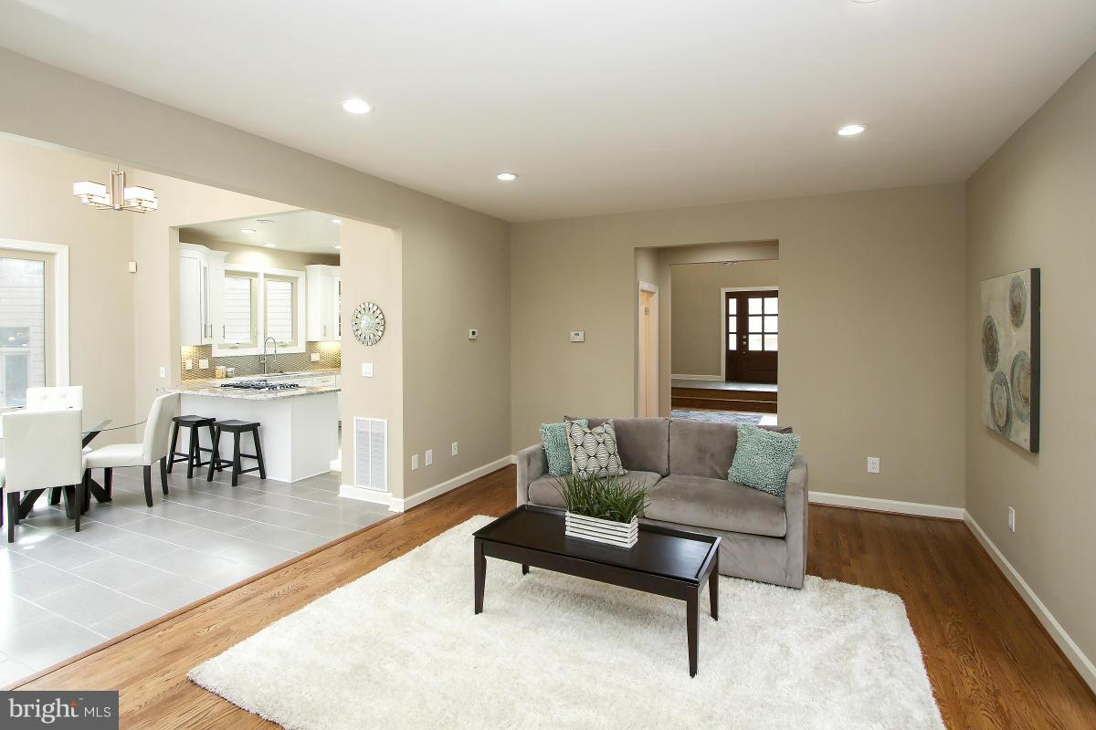 LOCUST RIDGE - Residential