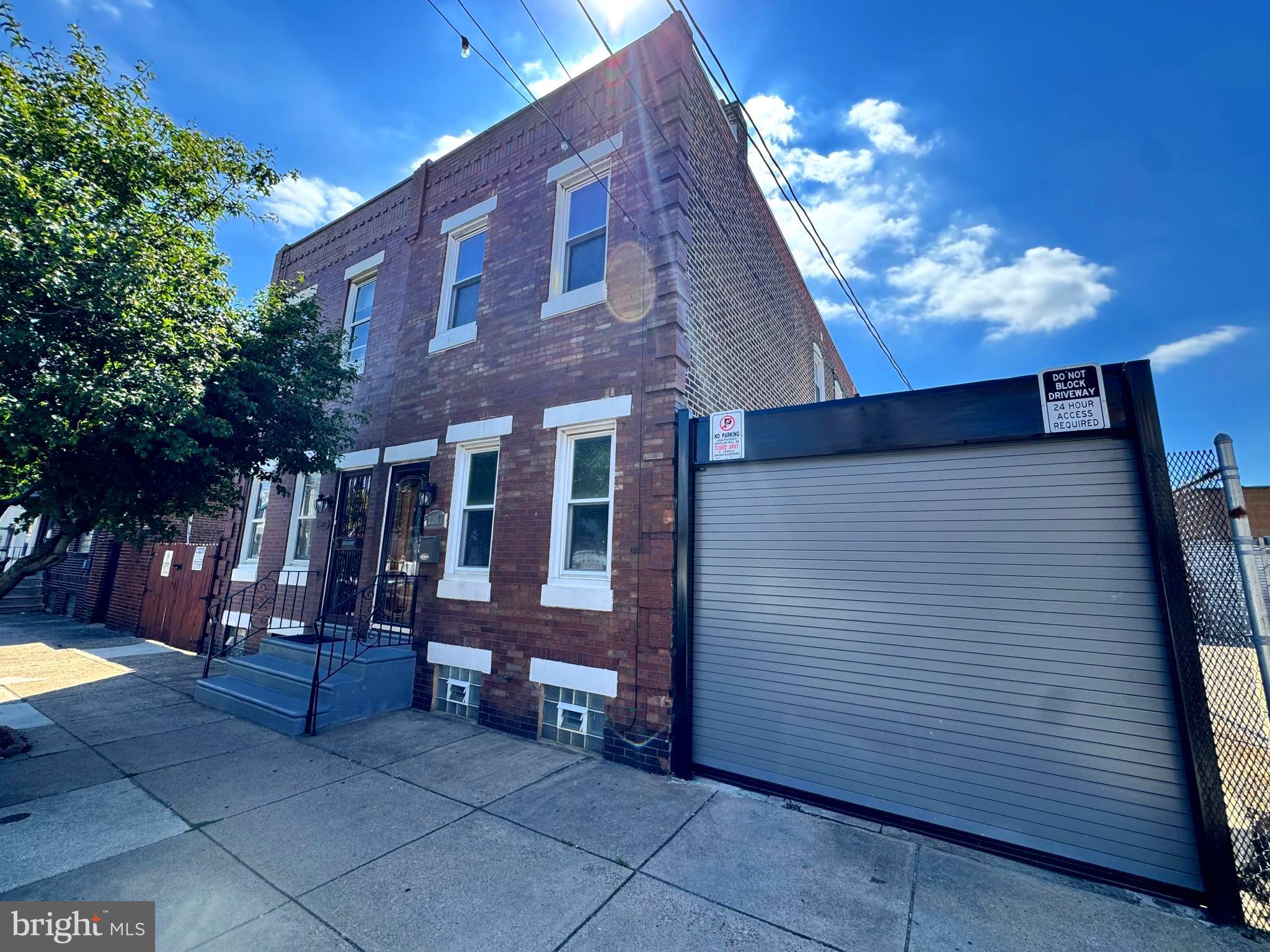 PORT RICHMOND - Residential