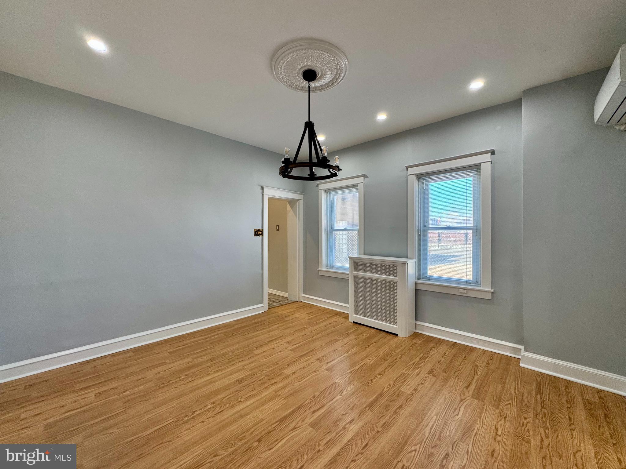 PORT RICHMOND - Residential