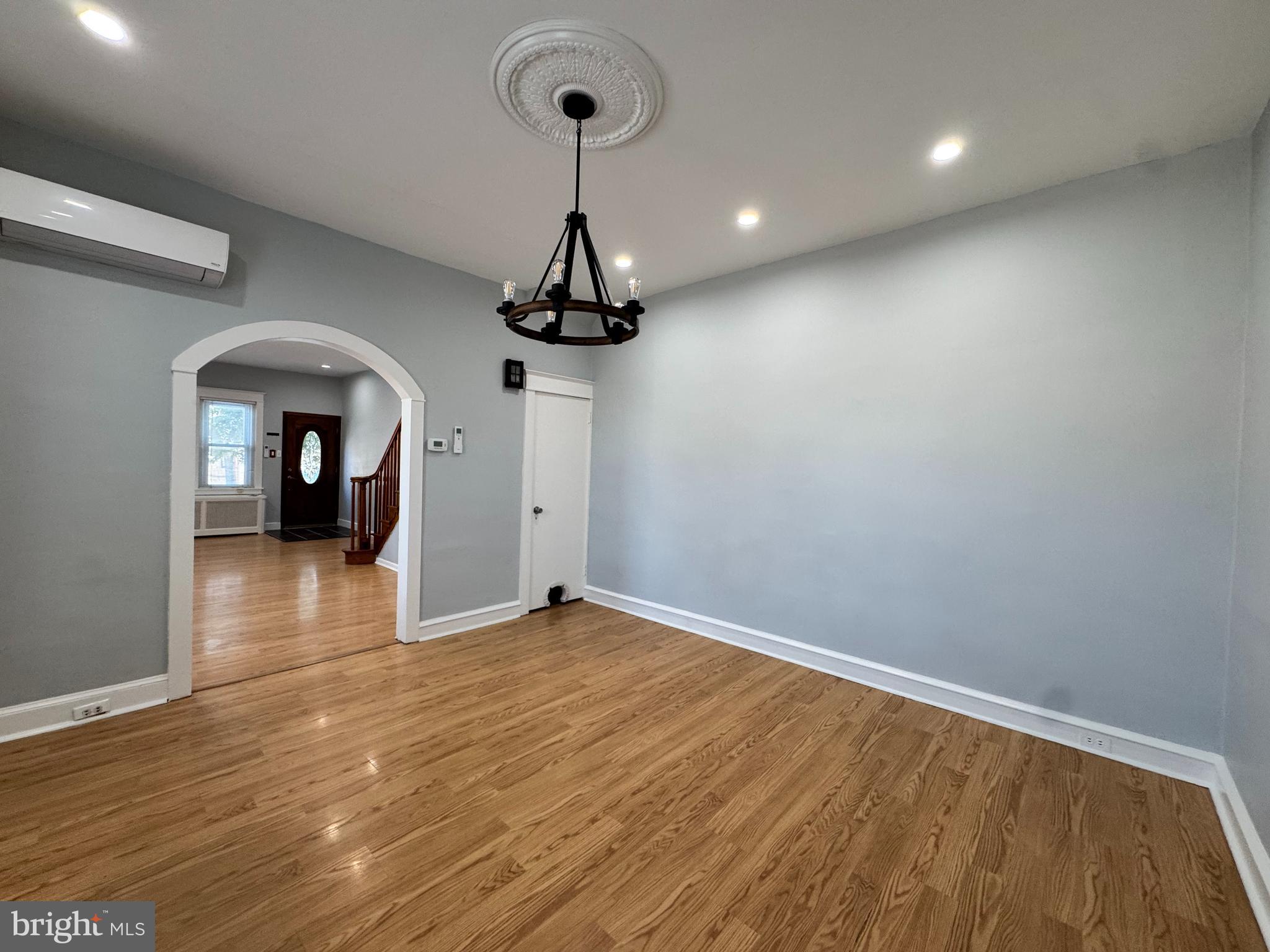 PORT RICHMOND - Residential
