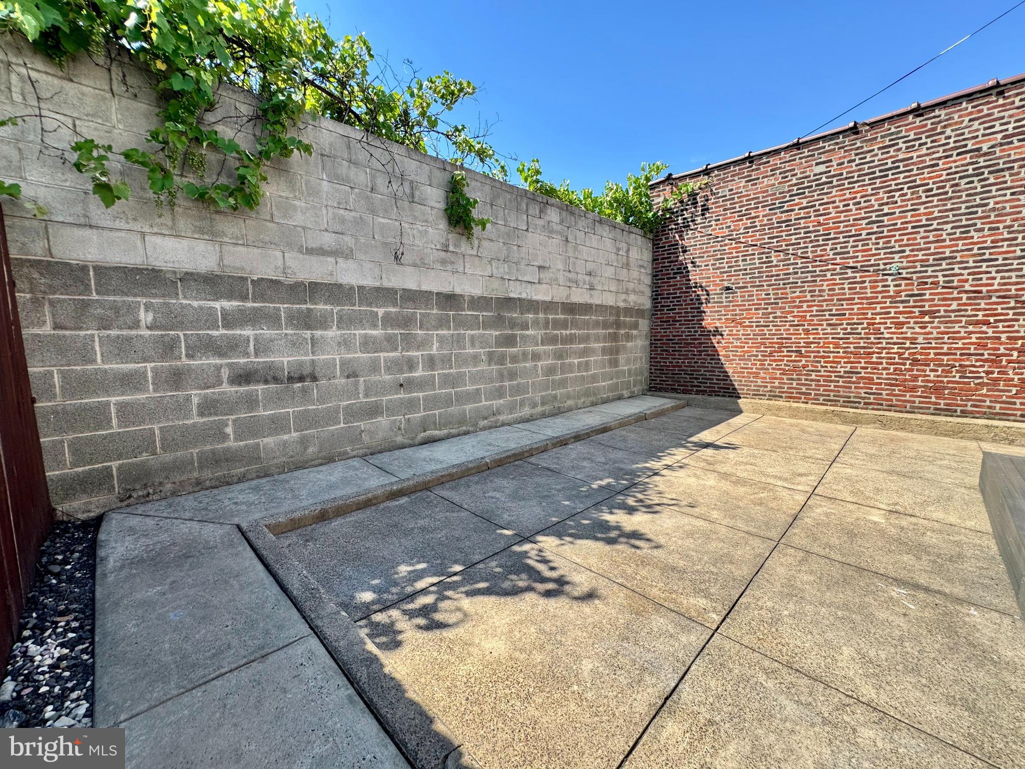 PORT RICHMOND - Residential