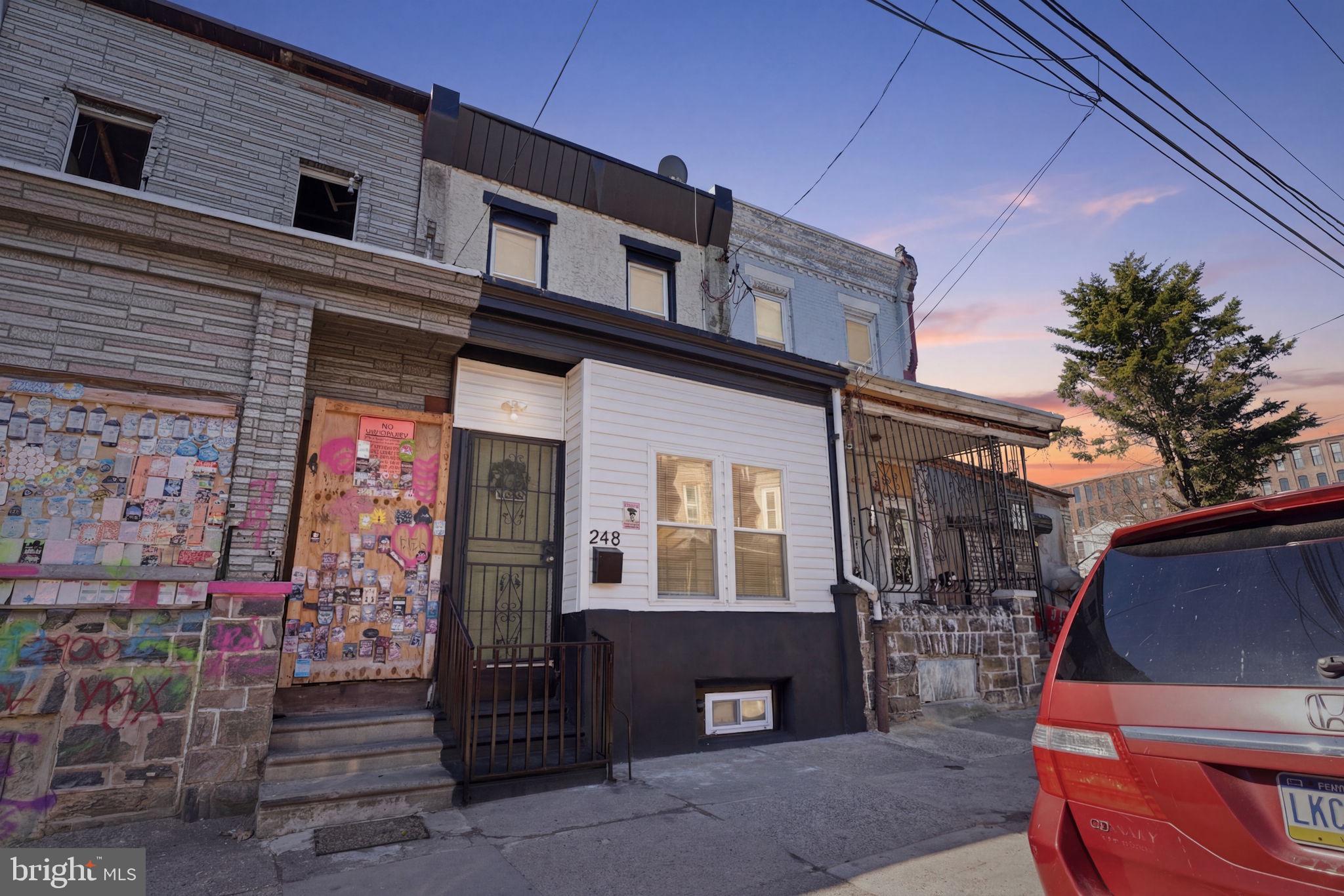 KENSINGTON - Residential