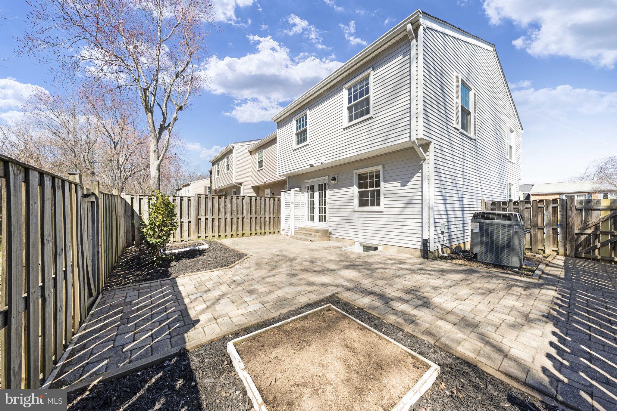 WINDSOR PARK - Residential