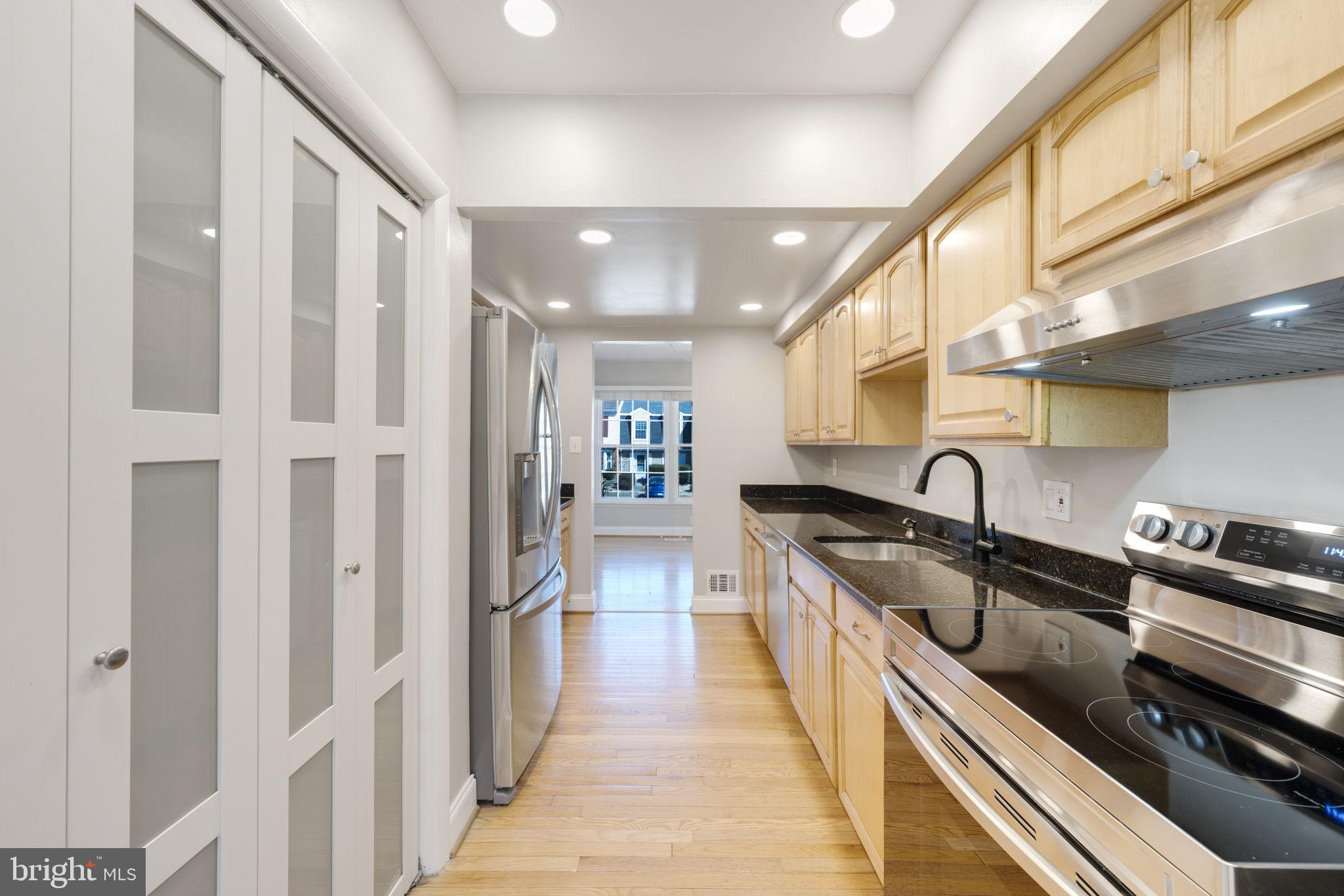 WINDSOR PARK - Residential