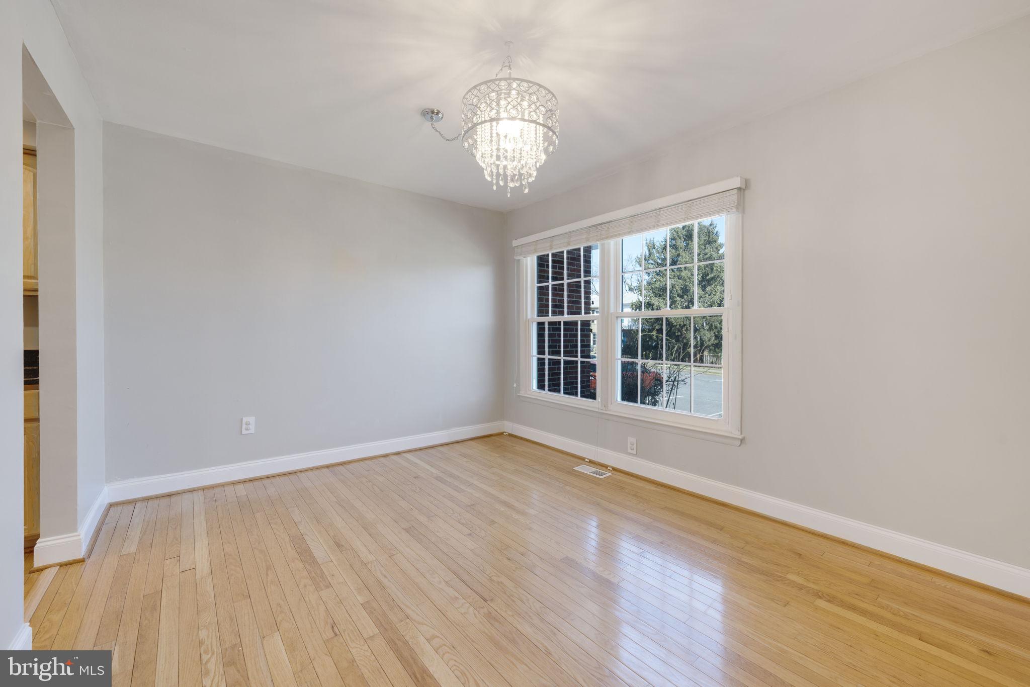 WINDSOR PARK - Residential