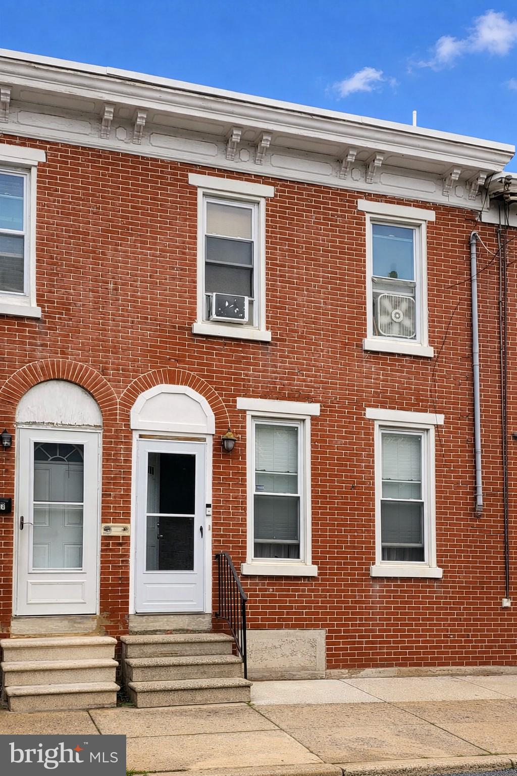 INVESTOR ALERT!  Come see this 3 bedroom, 1 bath townhouse.  Conveniently located within minutes of many downtown employers, restaurants, the Wilmington Riverfront and train station, this property presents a great opportunity for a value-add project or a rental property.  This property is currently rented for $1,200/month to a tenant who has been in place for several years, but could rent for much more with a little TLC.  Tenant’s lease ends October 31st.    Property being sold in “as is” condition.  Don’t miss this opportunity.  Schedule an appointment today!