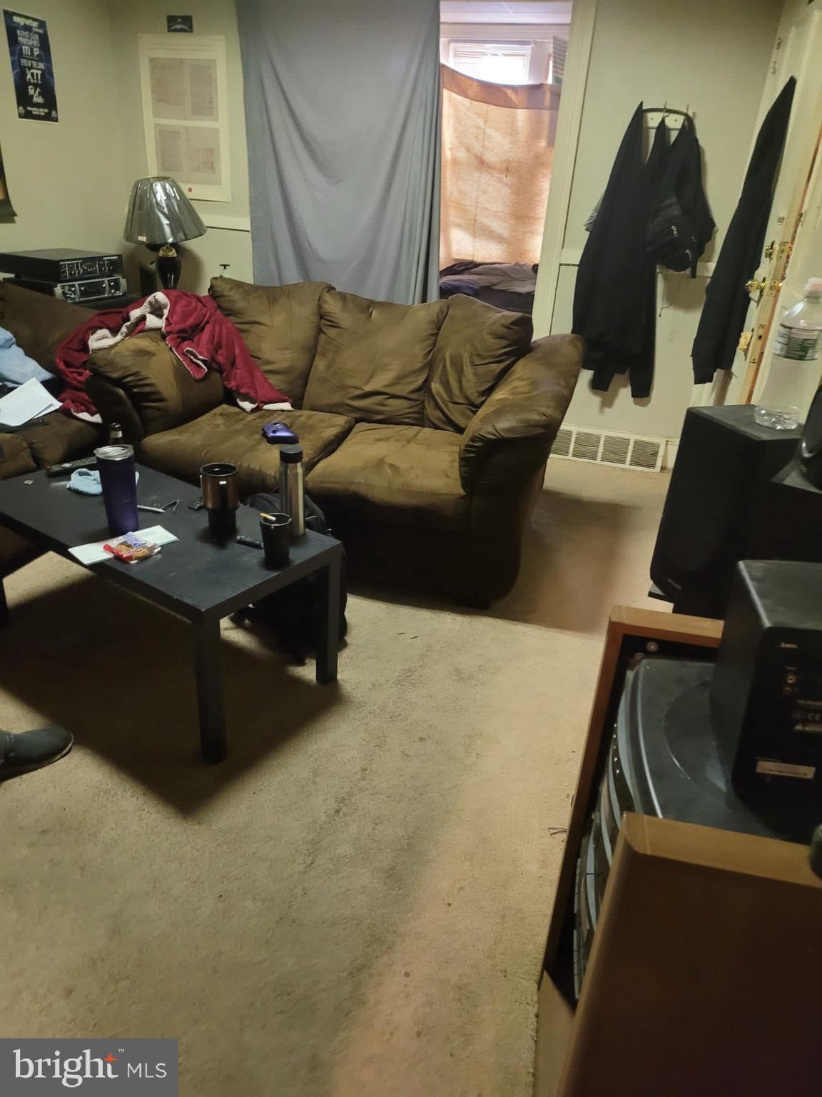 TACONY - Residential Income