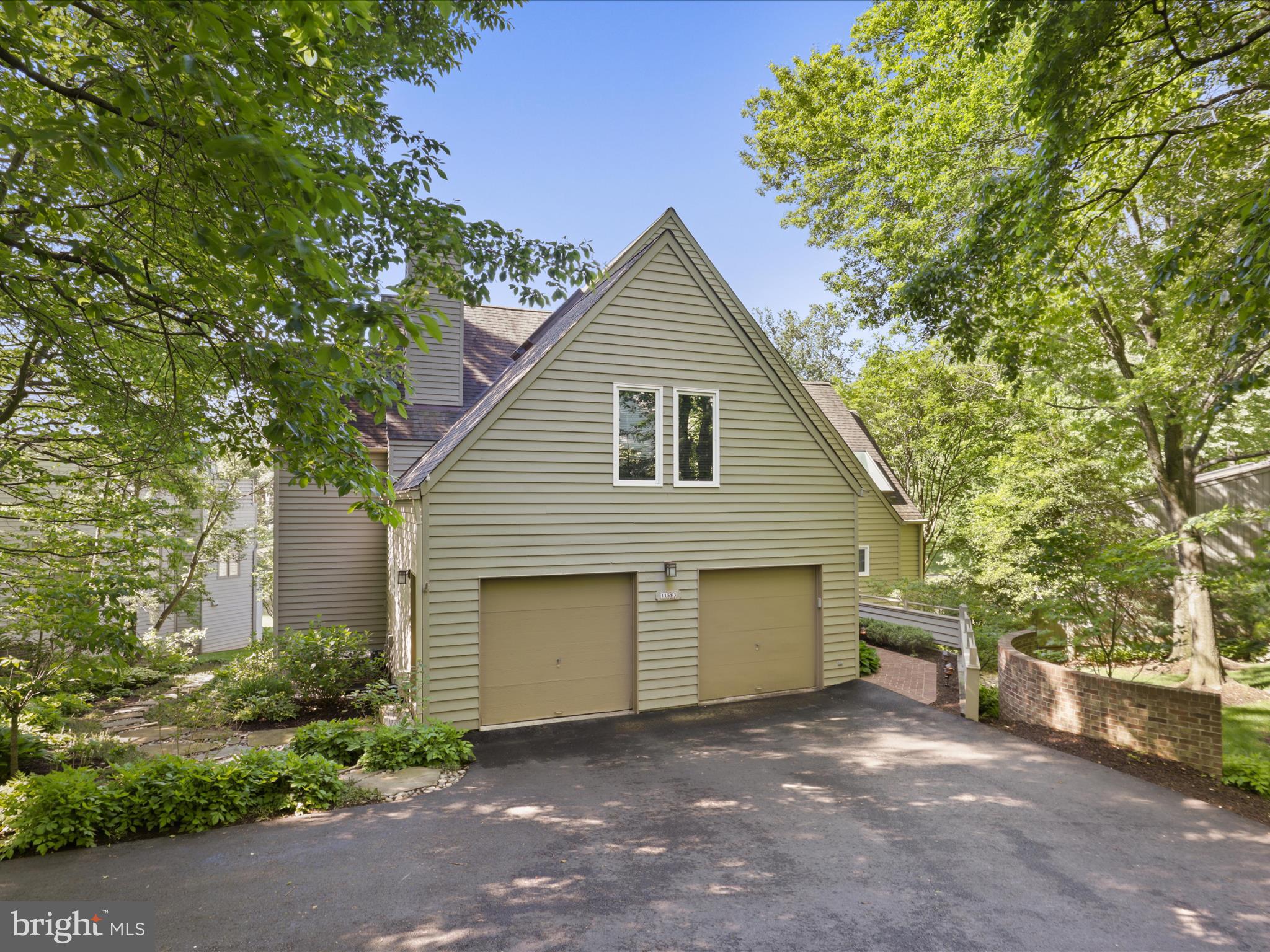 RESTON - Residential