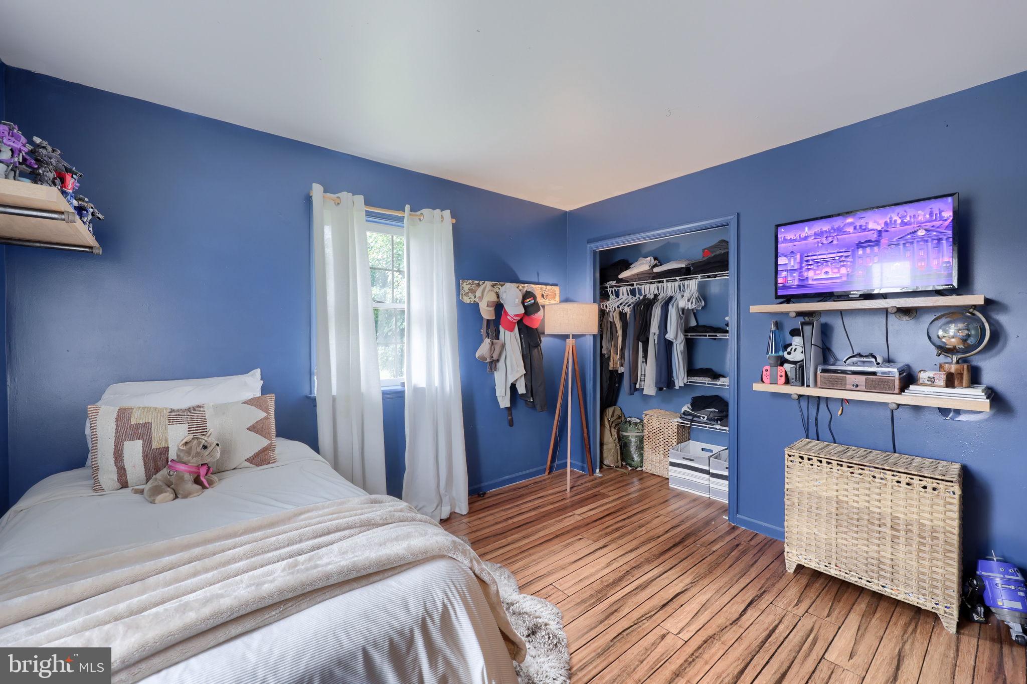 COUNTRY MILLS - Residential
