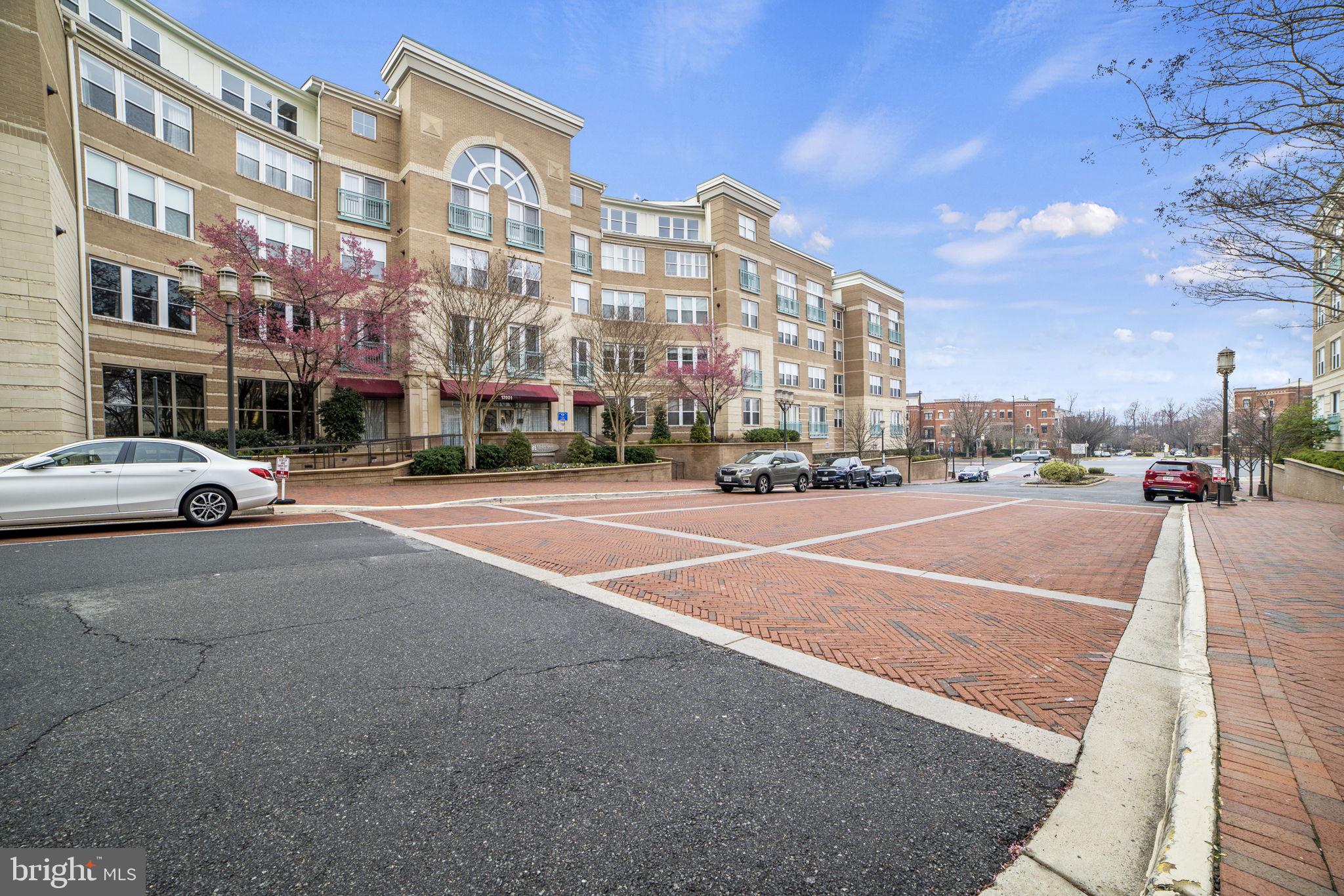 MARKET STREET AT TOWN CENTER - Residential
