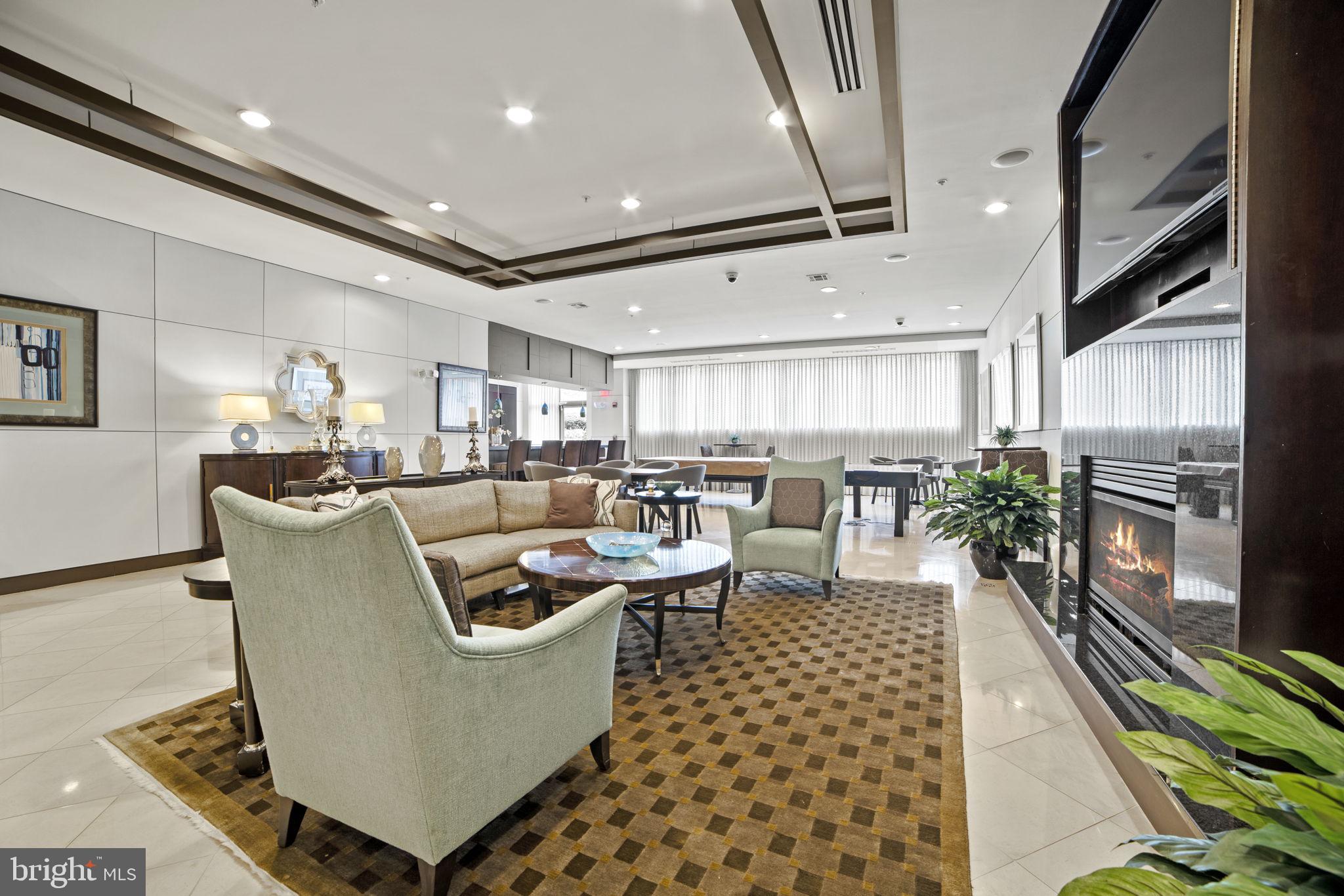 MARKET STREET AT TOWN CENTER - Residential