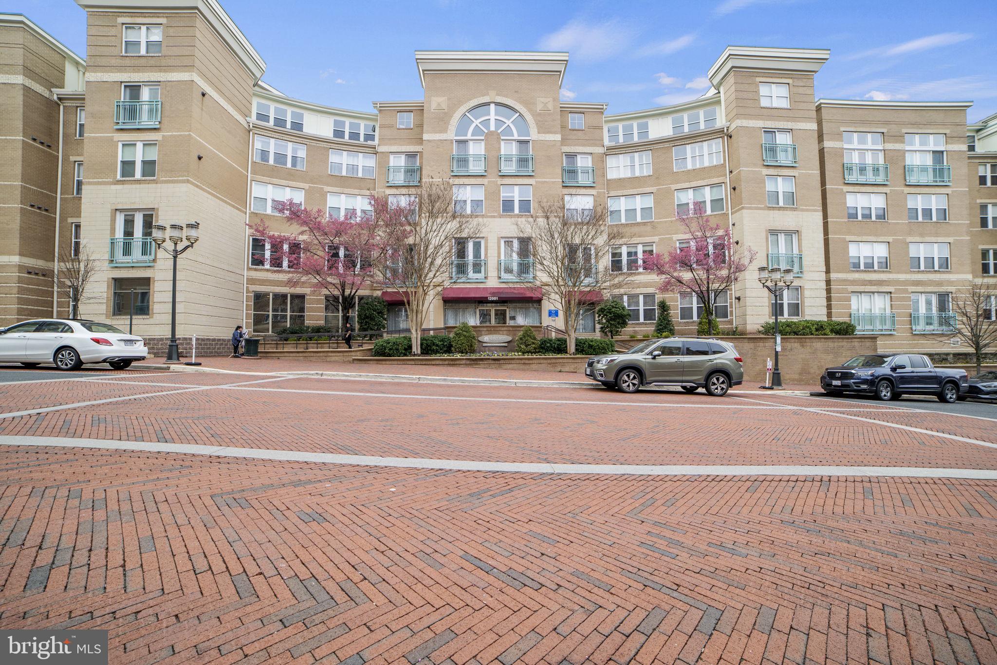 MARKET STREET AT TOWN CENTER - Residential