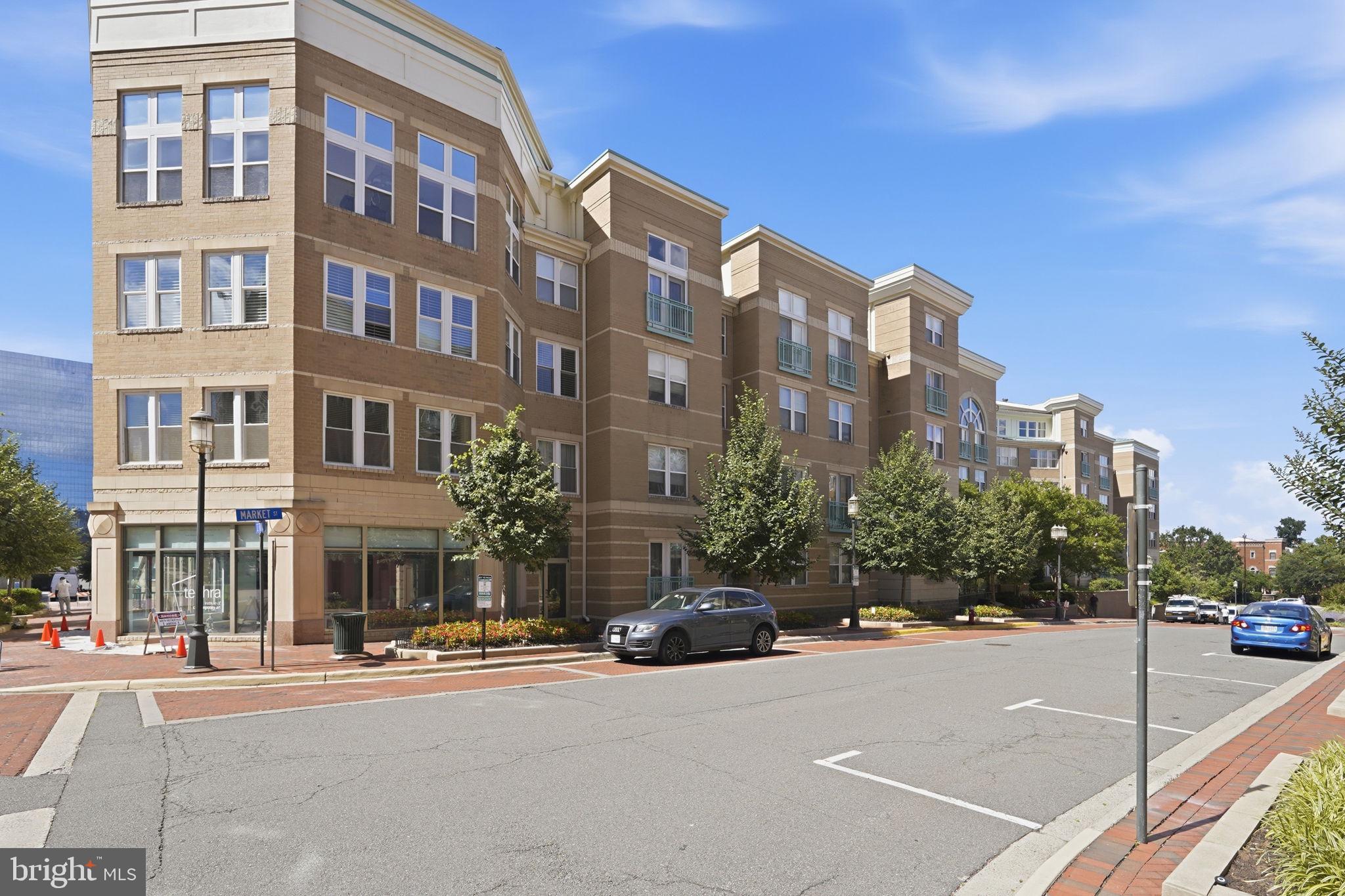 MARKET STREET AT TOWN CENTER - Residential