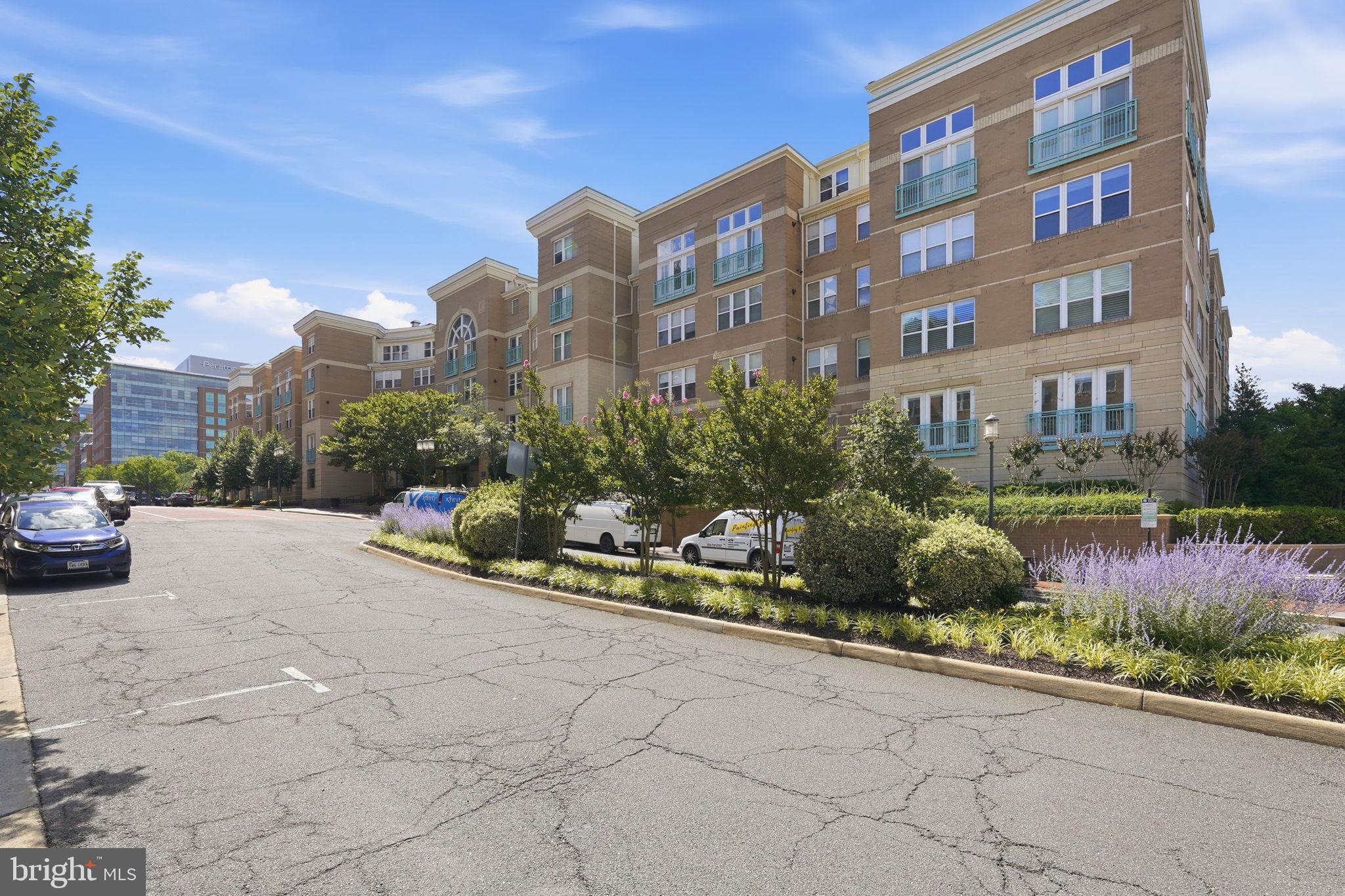 MARKET STREET AT TOWN CENTER - Residential