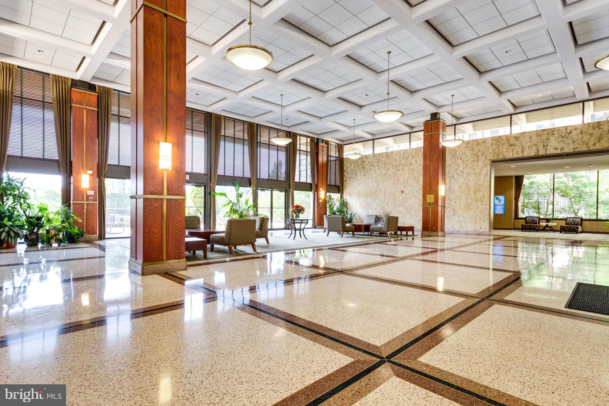 SKYLINE SQUARE CONDO - Residential