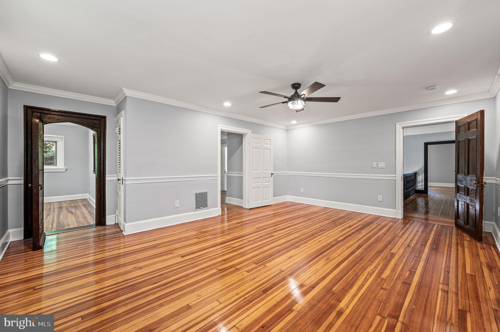 GERMANTOWN (EAST) - Residential