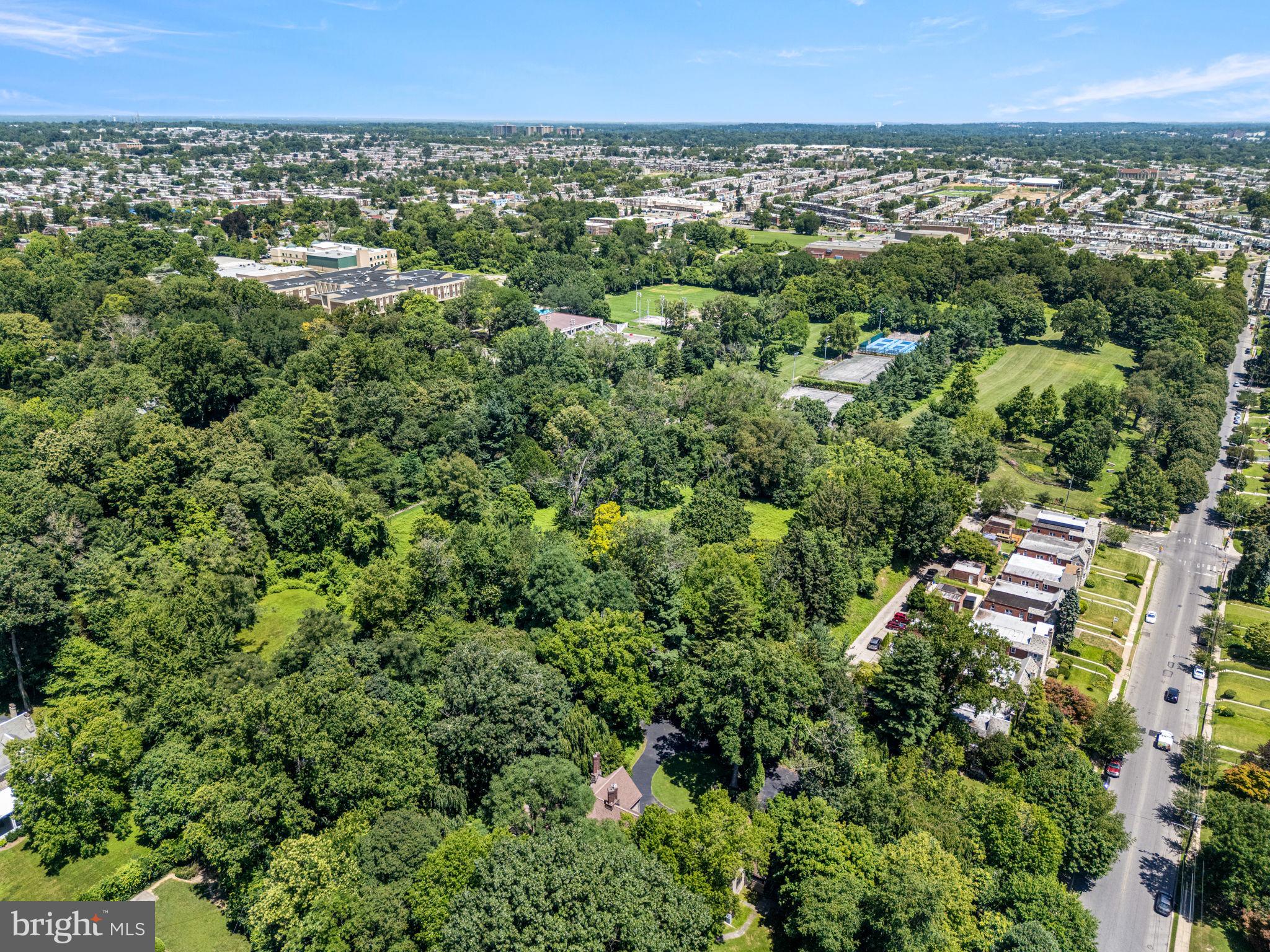 GERMANTOWN (EAST) - Residential