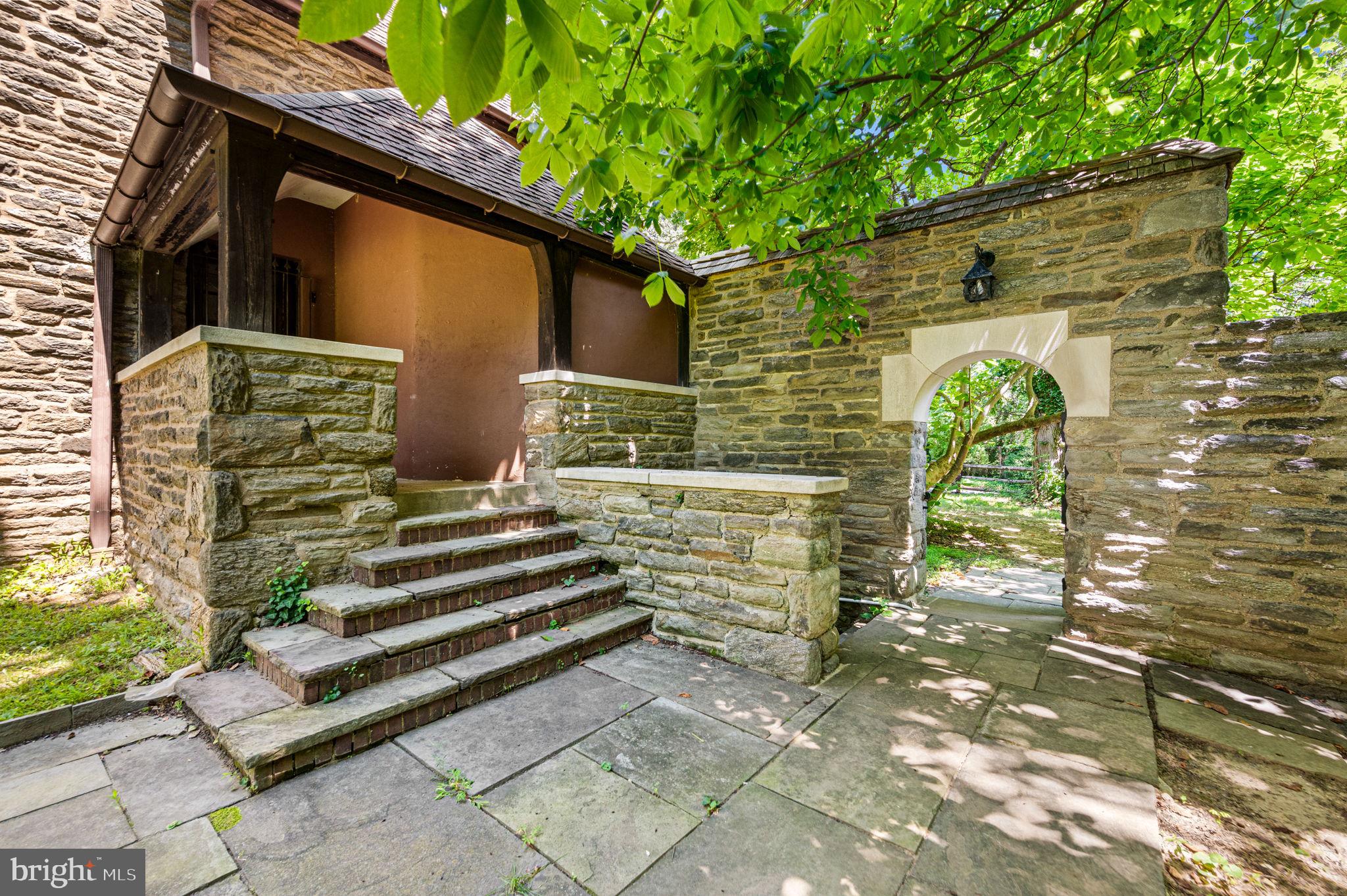 GERMANTOWN (EAST) - Residential