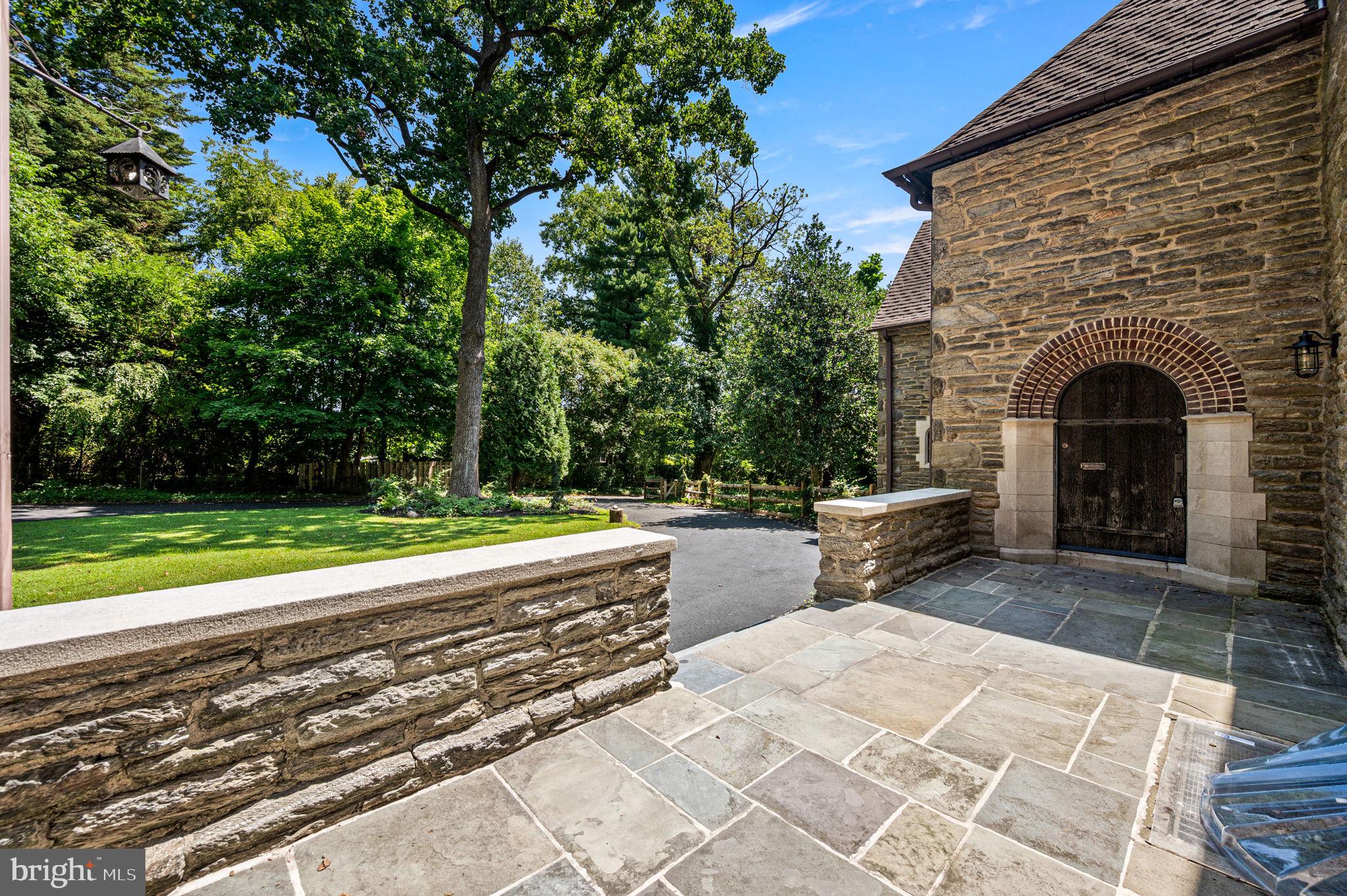 GERMANTOWN (EAST) - Residential