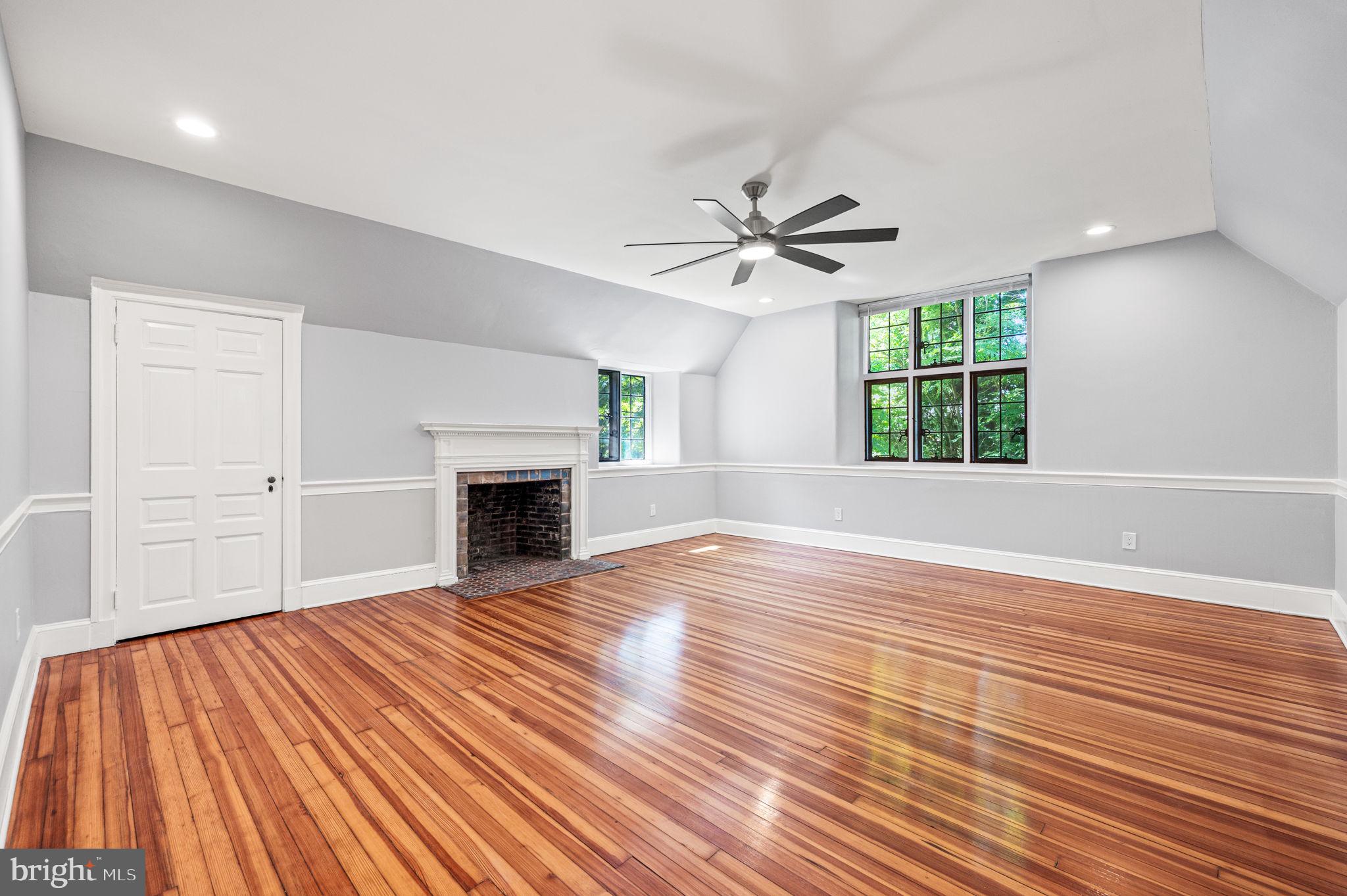 GERMANTOWN (EAST) - Residential