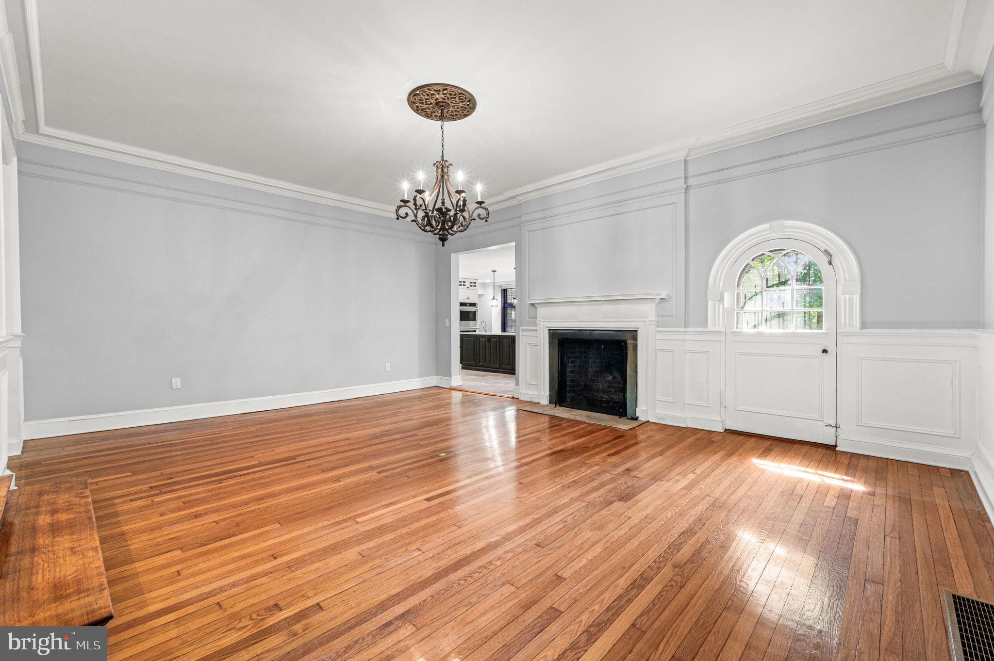 GERMANTOWN (EAST) - Residential
