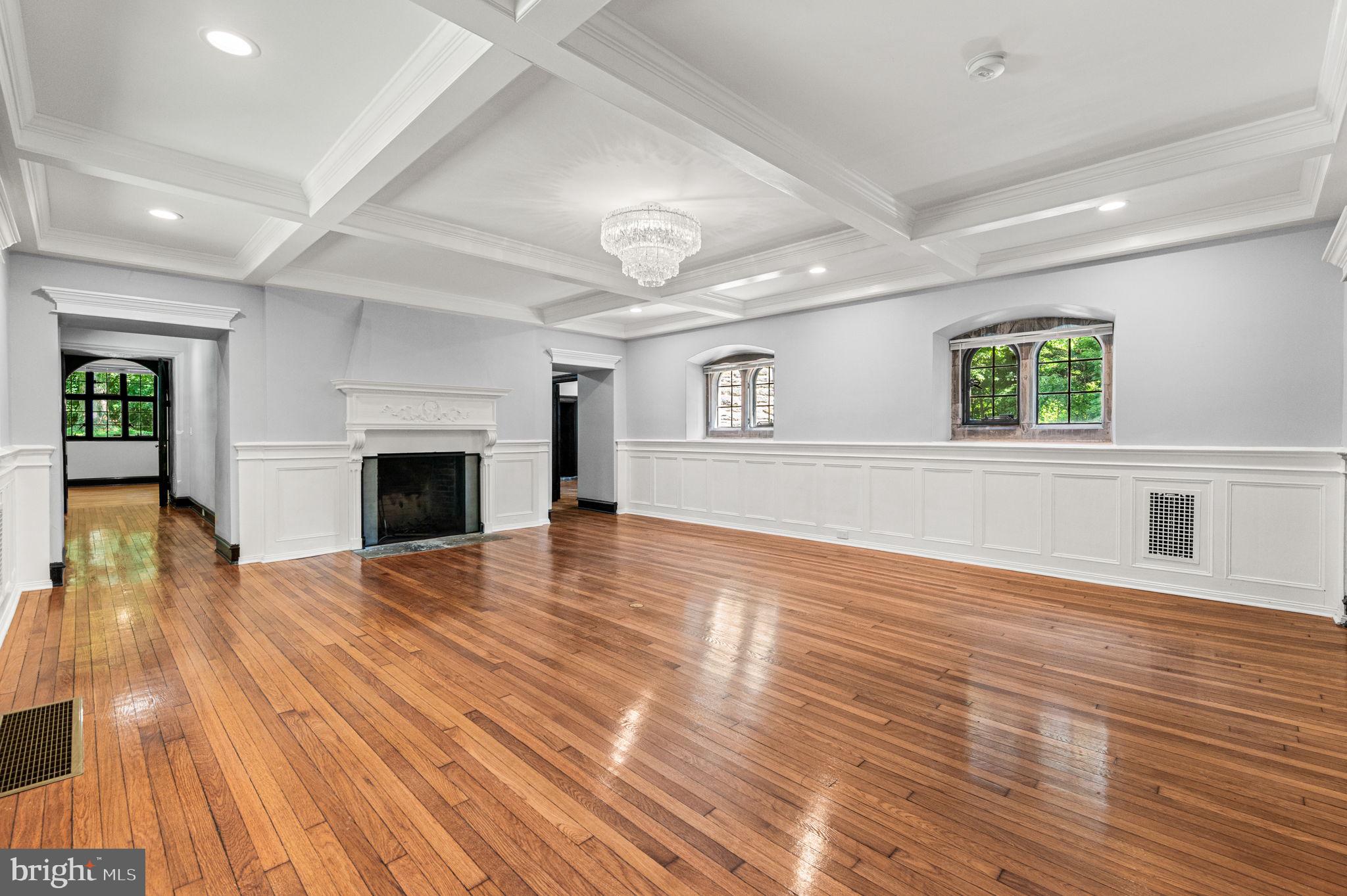 GERMANTOWN (EAST) - Residential