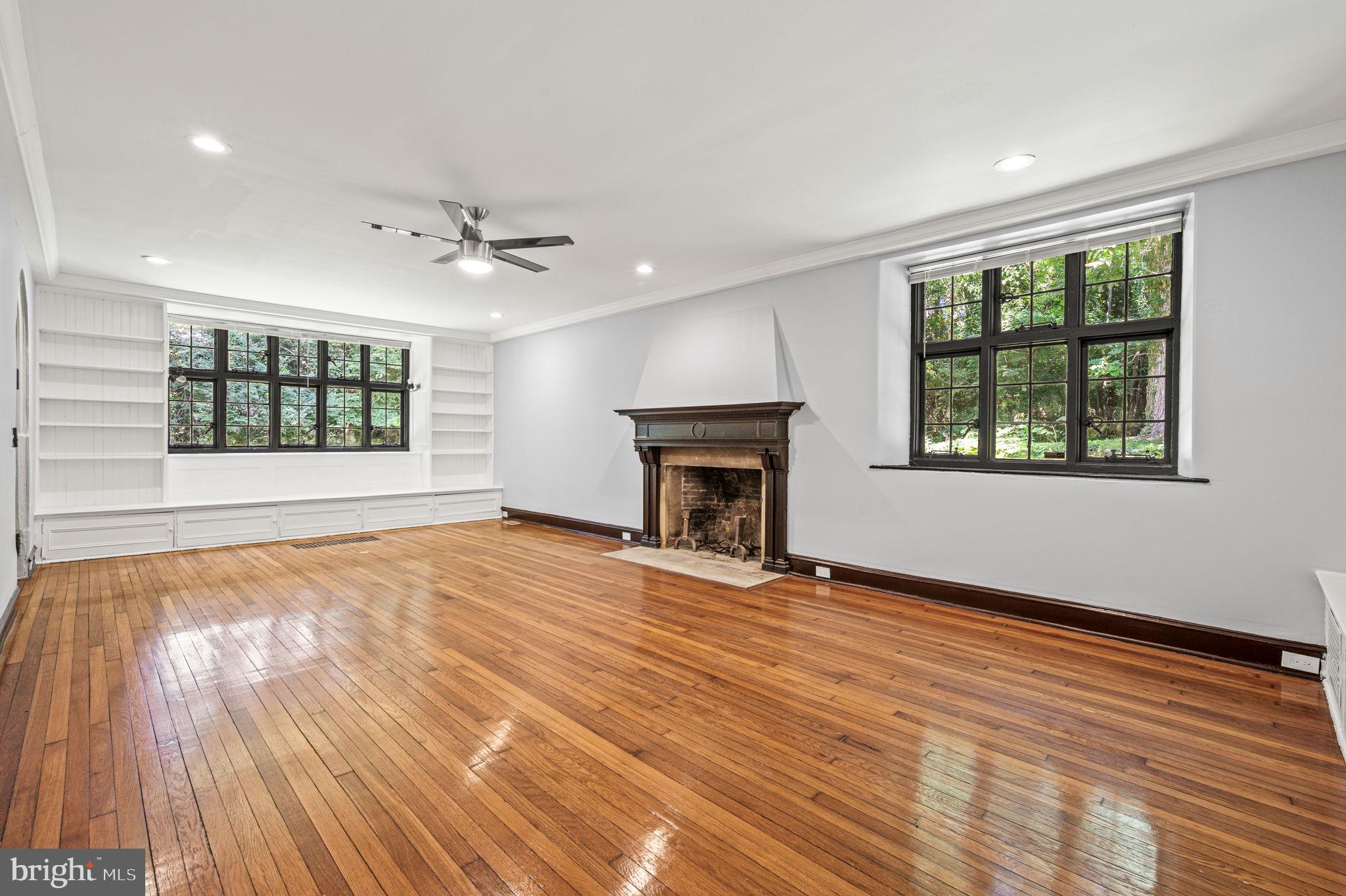GERMANTOWN (EAST) - Residential
