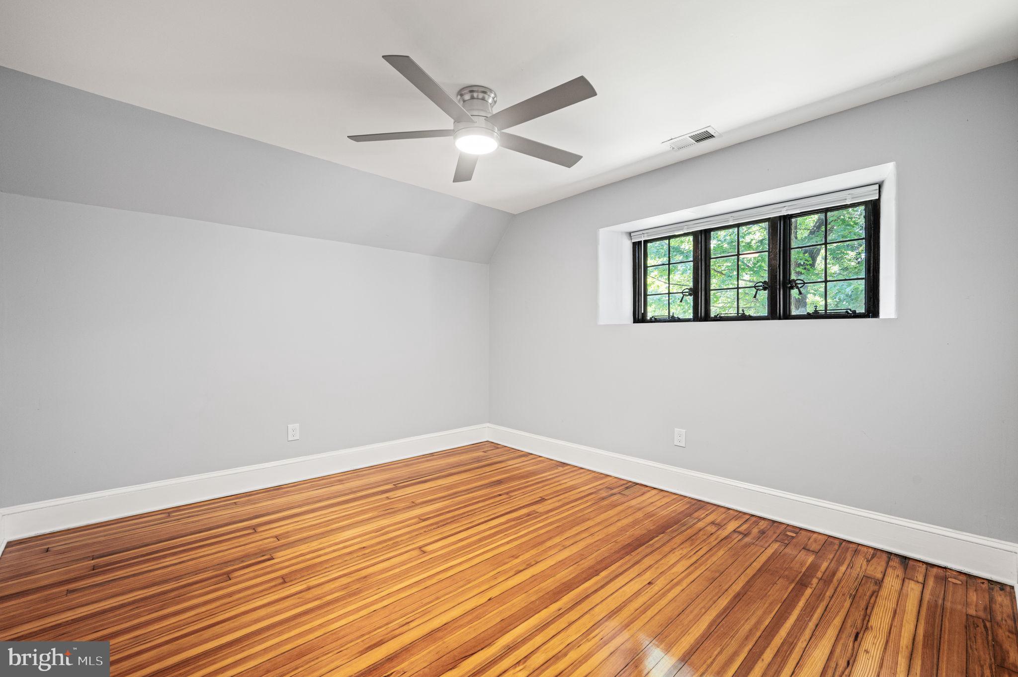 GERMANTOWN (EAST) - Residential