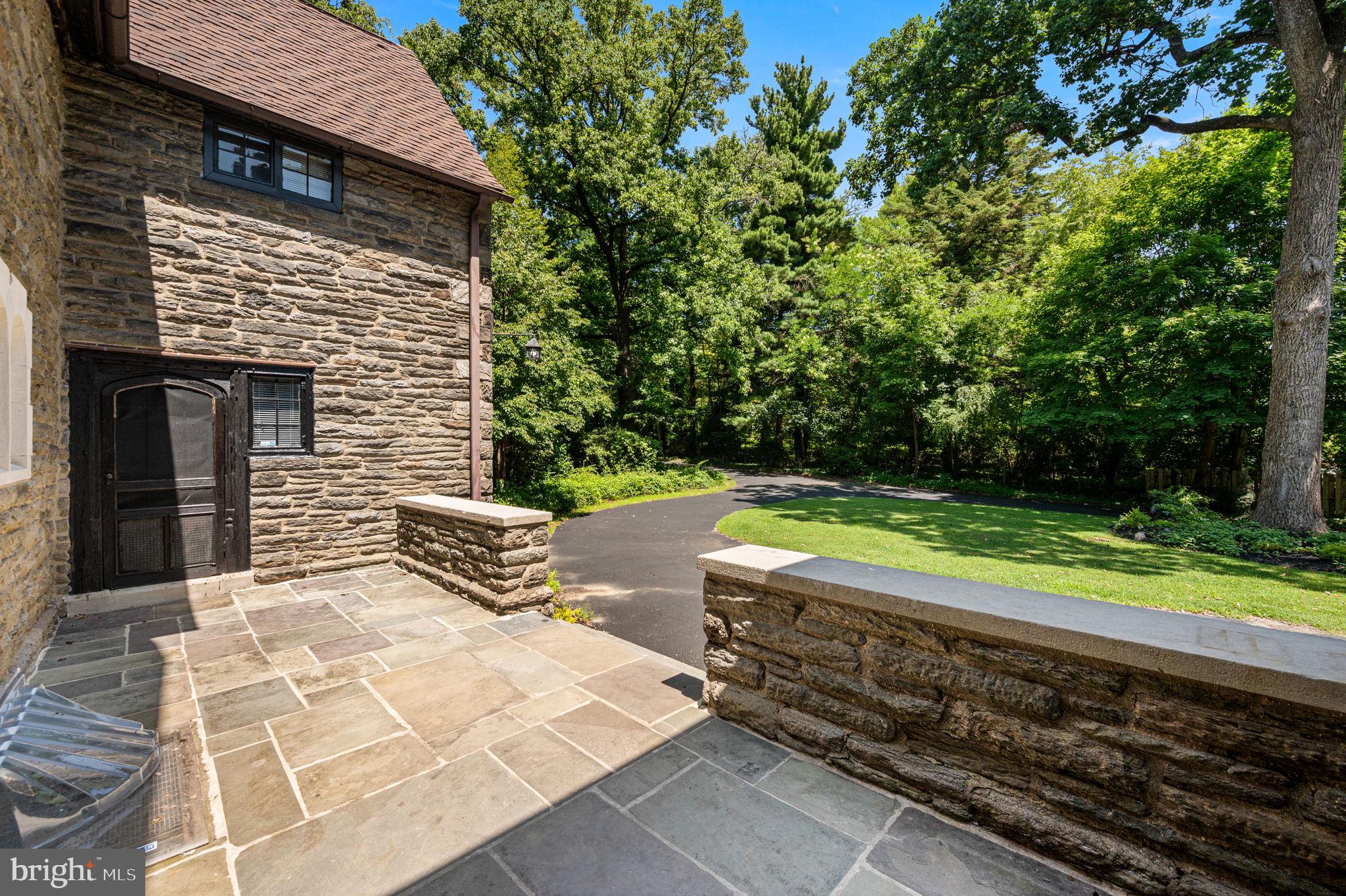 GERMANTOWN (EAST) - Residential