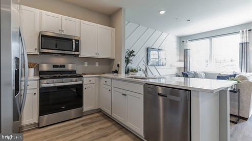 THE TOWNES AT CAMBRIDGE - Residential
