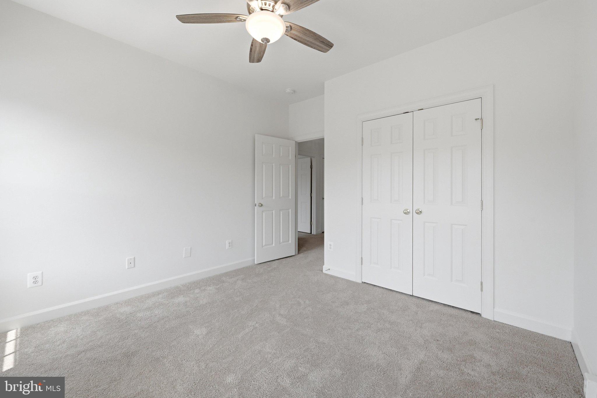 RIVER CREEK - Residential
