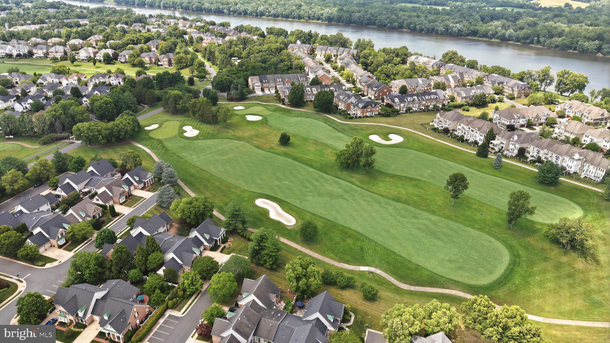 RIVER CREEK - Residential
