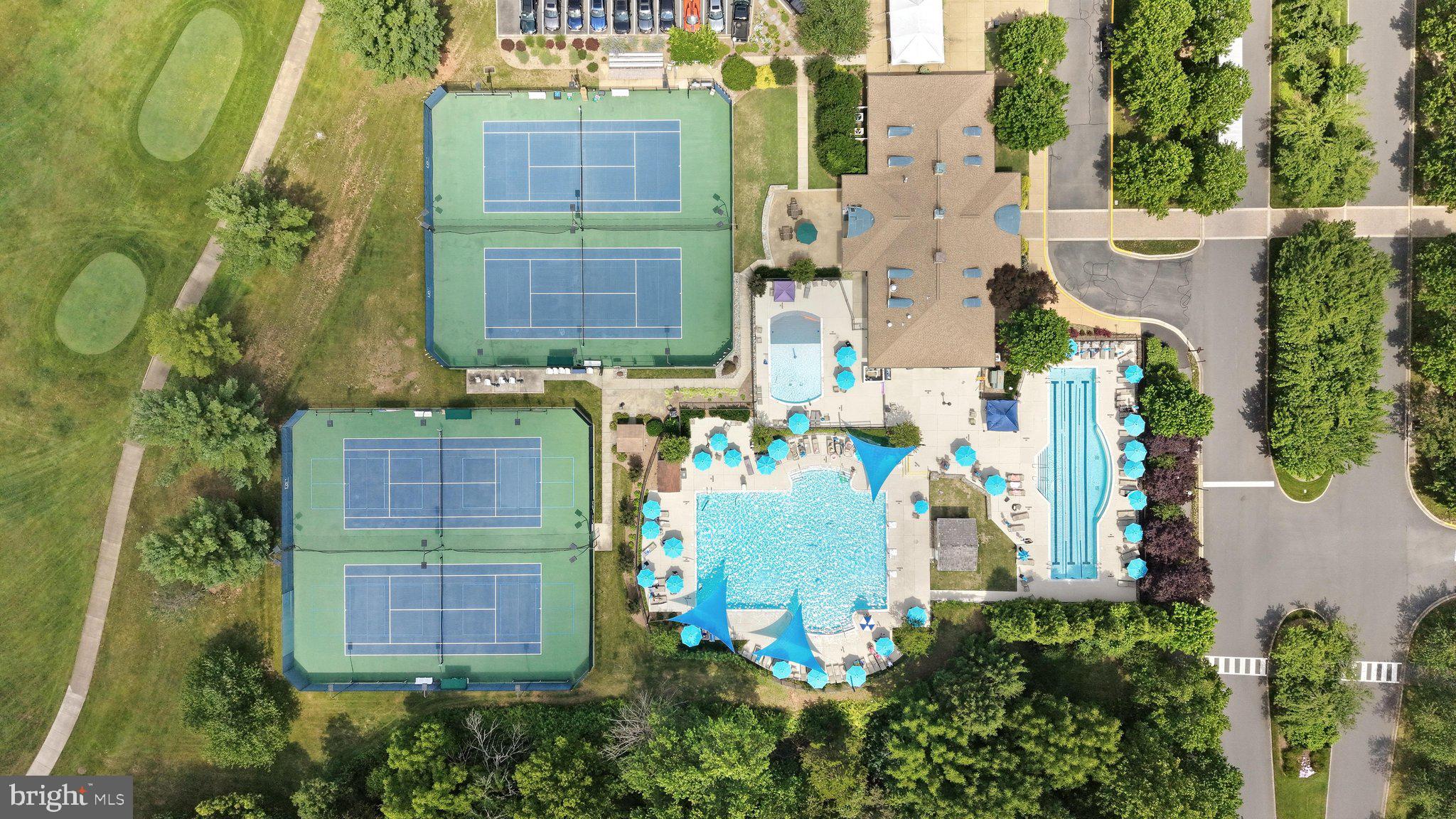 RIVER CREEK - Residential