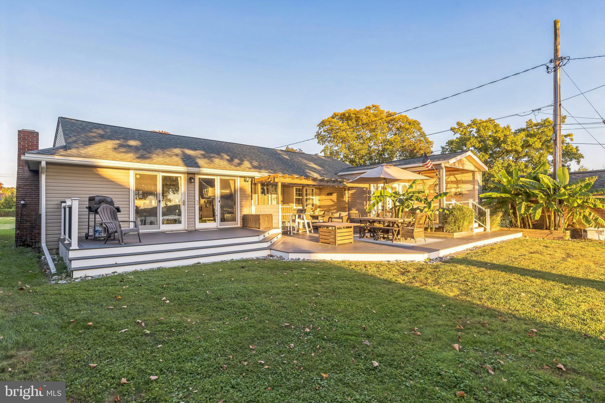 BOWLEYS QUARTERS - Residential