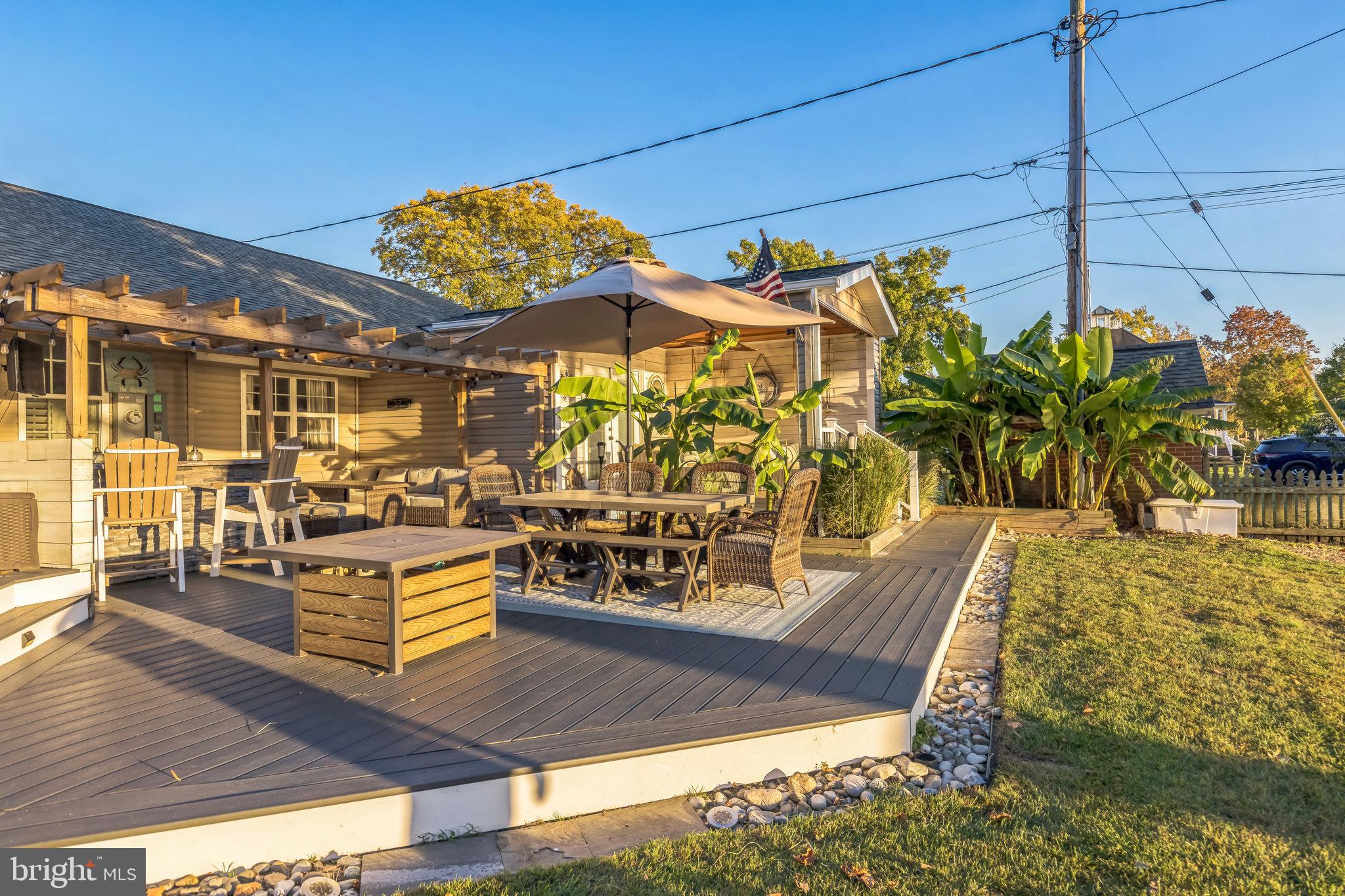 BOWLEYS QUARTERS - Residential