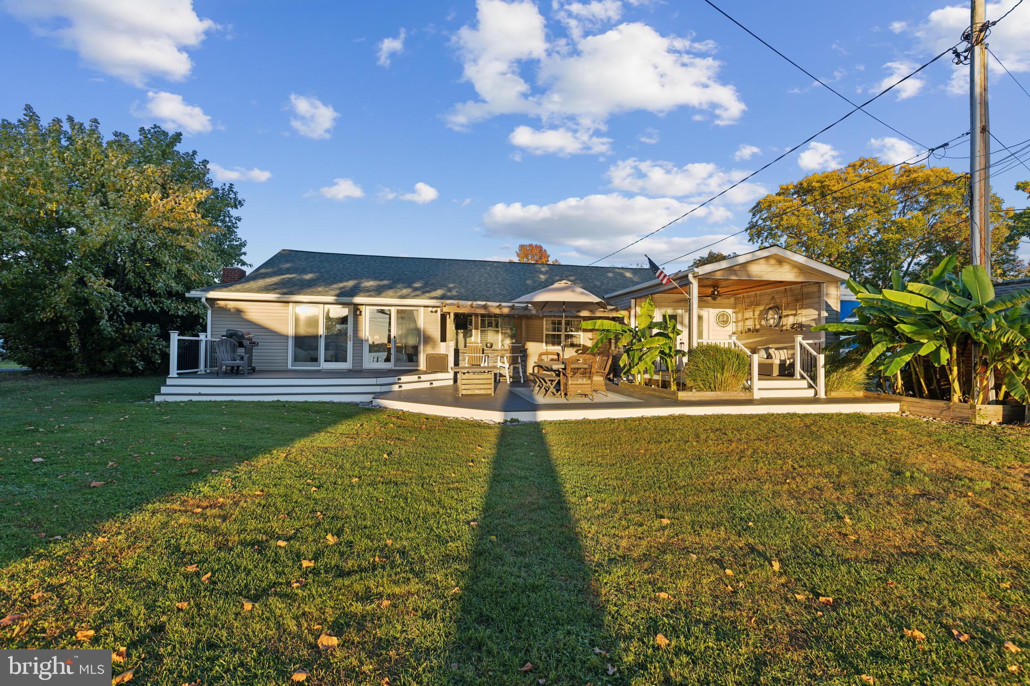 BOWLEYS QUARTERS - Residential