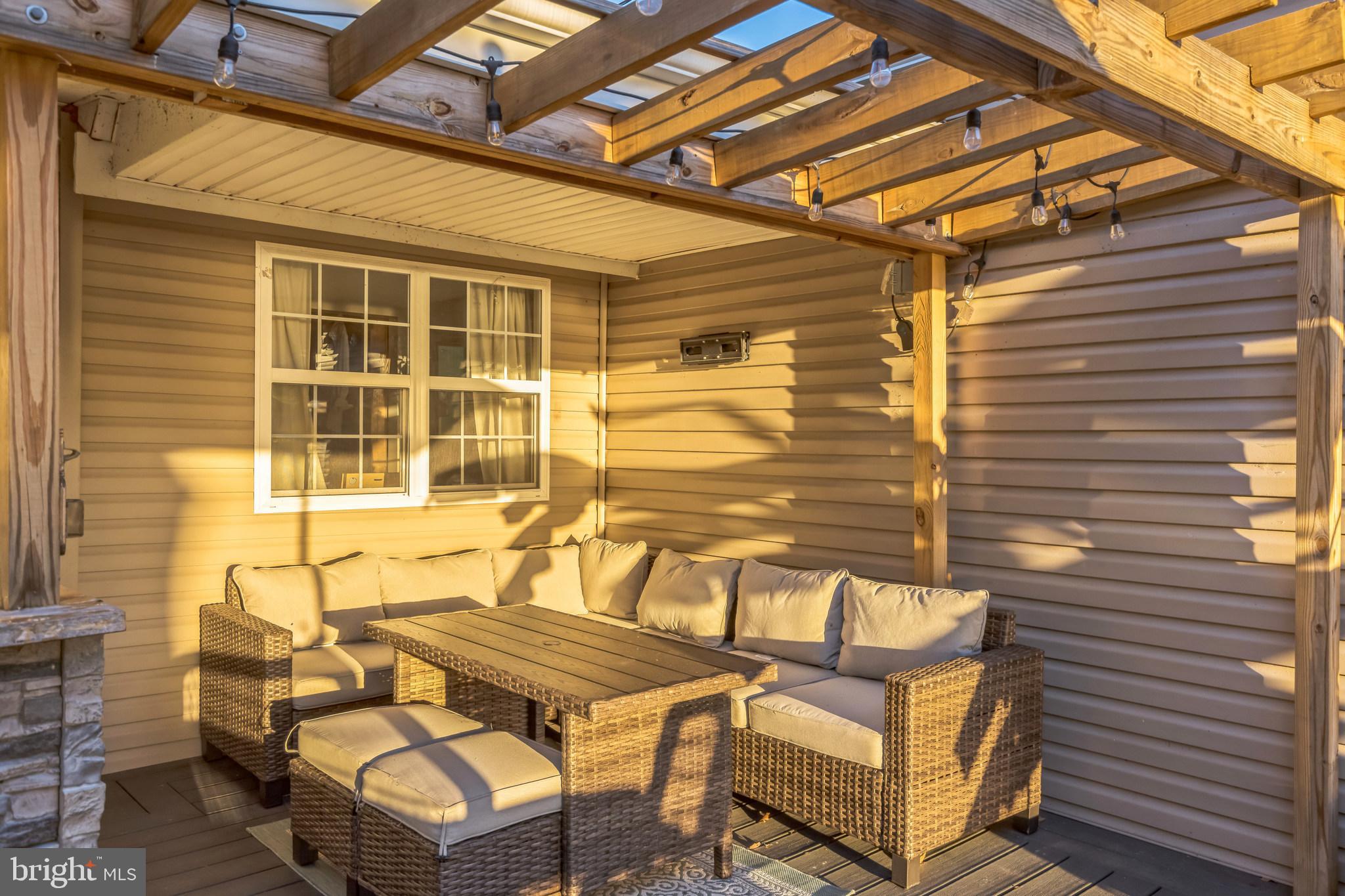 BOWLEYS QUARTERS - Residential