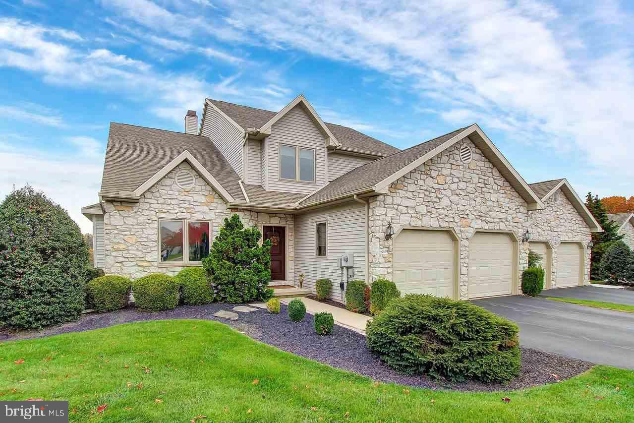Only one of this model was built in the development.  Options include: wood flooring throughout f 1st floor, two sided FP, custom kitchen, built in bookshelves, vaulted ceilings & skylights.  MB suite offers deluxe bath with soaking tub & walk in shower.  Golf course views.