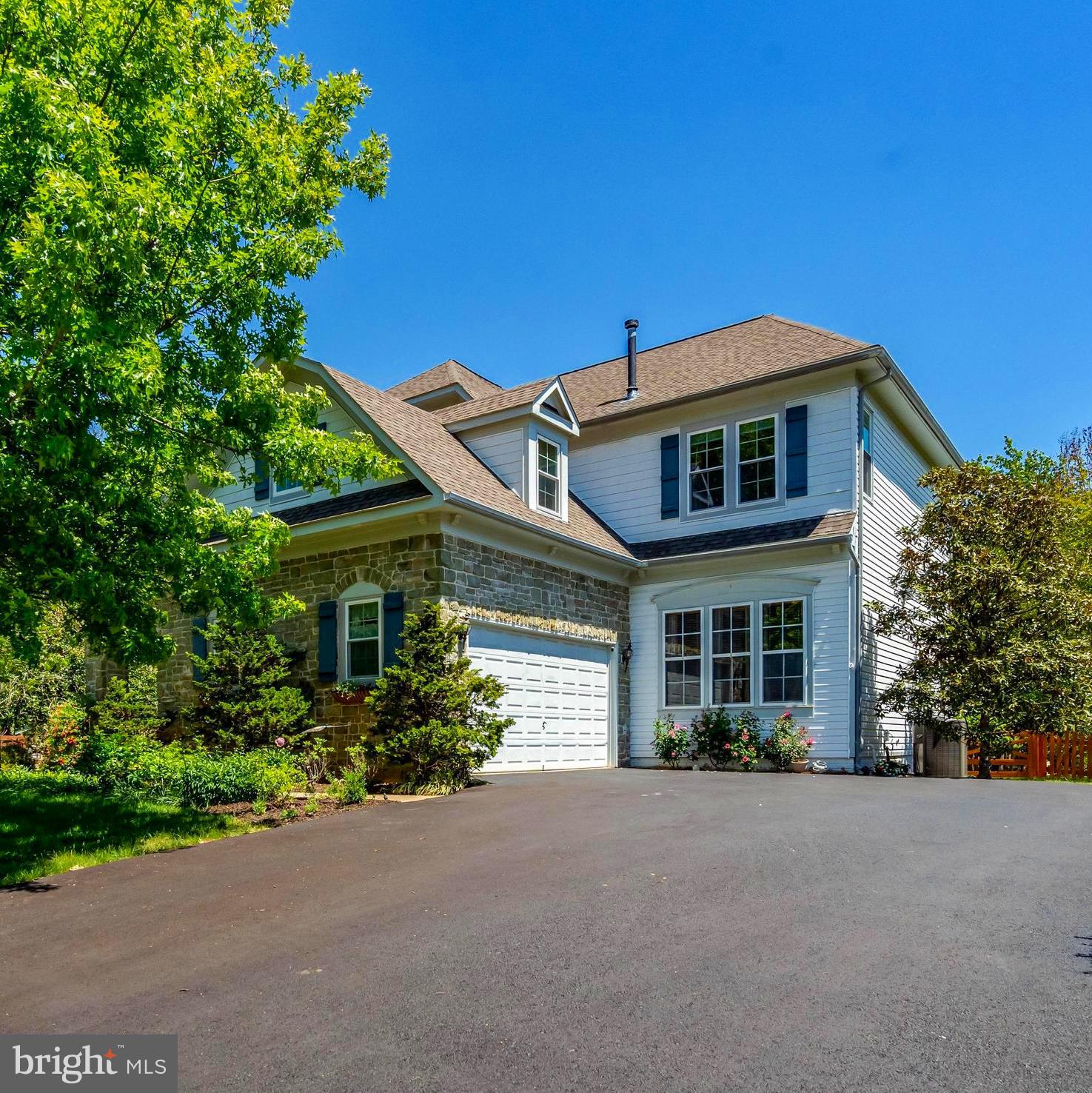 First Time offered for Sale-Original Owner! Pride of ownership shines throughout this beautifully maintained home located in the coveted sought-after Victory Lakes community. 4 spacious bedrooms, 3.5 baths, and over 4,100 Total square feet, blending comfort, space, and beautiful updates. DON’T MISS IT—charm, space, and updates all in one. Big space. Big yard. Big upgrades. Turn-key Victory Lakes Gem—Move right in, enjoy the CONFIDENCE of extensive upgrades, sellers have already taken care of roof, windows, HVAC, stylish kitchen remodel, custom closet enhancement, floors and a luxurious spa like primary bathroom and a fully fenced yard made for You. Step outside to a beautifully landscaped .44-acre fenced lot. Stop your scroll. This is It!
Warm real hardwood floors and tile run through the main living areas, creating an inviting feel from the moment you walk in. The updated kitchen features tall cabinetry, a pantry, and a center island—perfect for everyday living and entertaining - the heartbeat of the home. Right off the kitchen is the family room with a cozy gas fireplace with built ins.
The expansive designer stone patio is ideal for gatherings, grilling, or relaxing evenings under the stars. Victory Lakes offers something for everyone with multiple pools, tennis and basketball courts, dog park, and miles of walking/biking trails winding past three lakes with low HOA. Major updates include a new roof (2017), kitchen remodel (2017), new flooring (2022), and windows (2024)—giving buyers peace of mind. Conveniently located with essentials nearby shops, movies, restaurants and more. Come take a look-this one- it checks all the boxes.