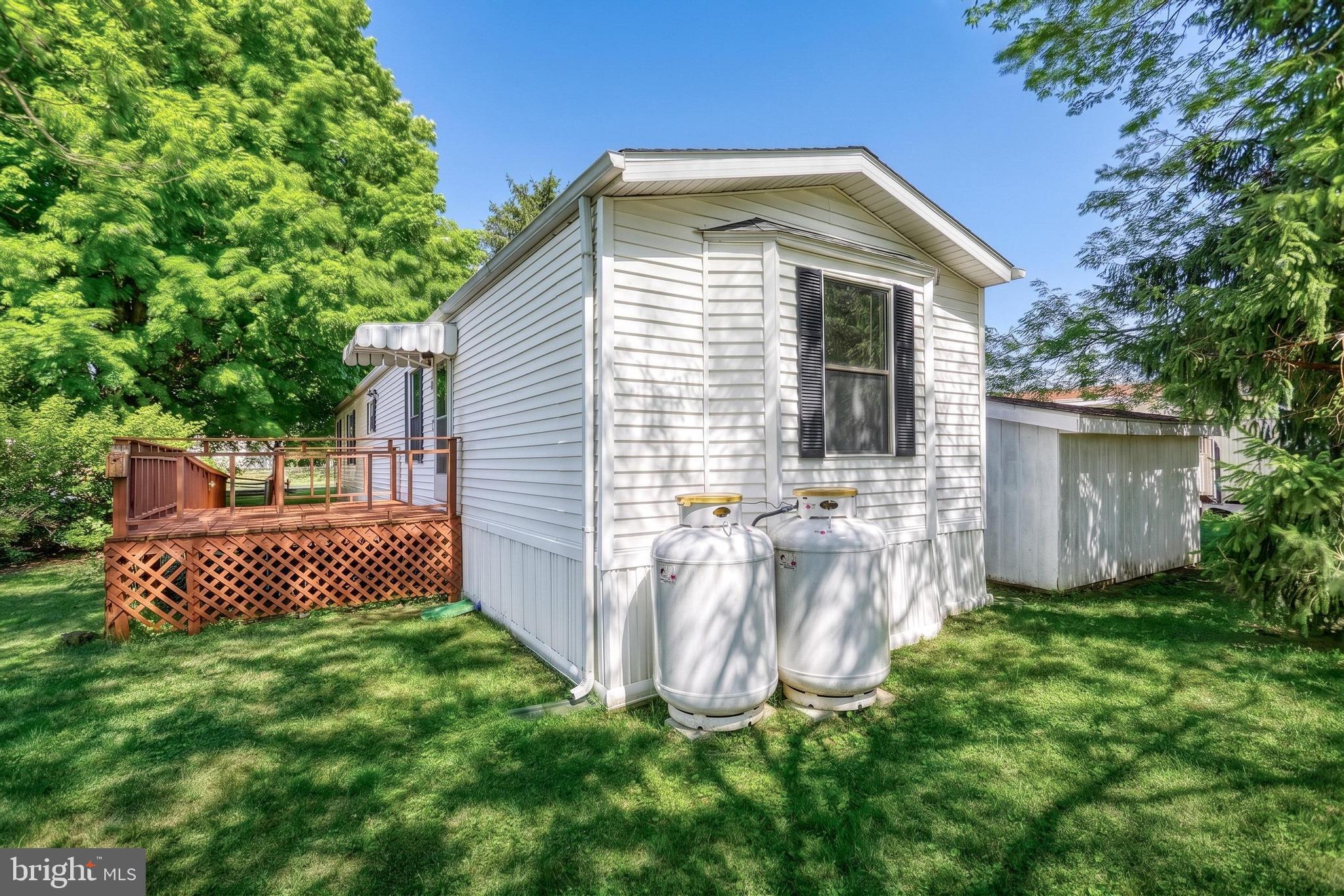 APPLEVILLE WEST - Residential