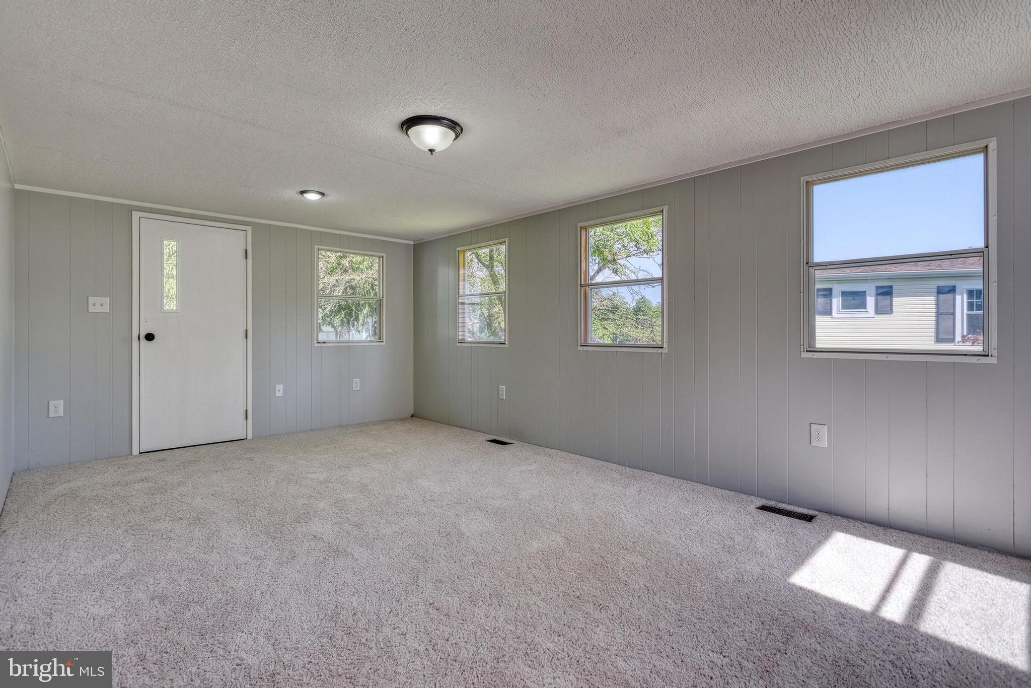 APPLEVILLE WEST - Residential