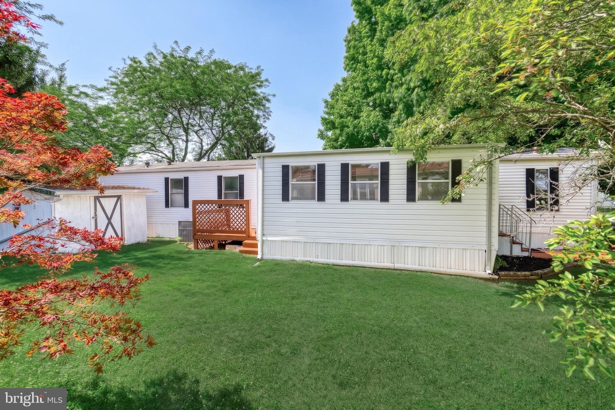 APPLEVILLE WEST - Residential
