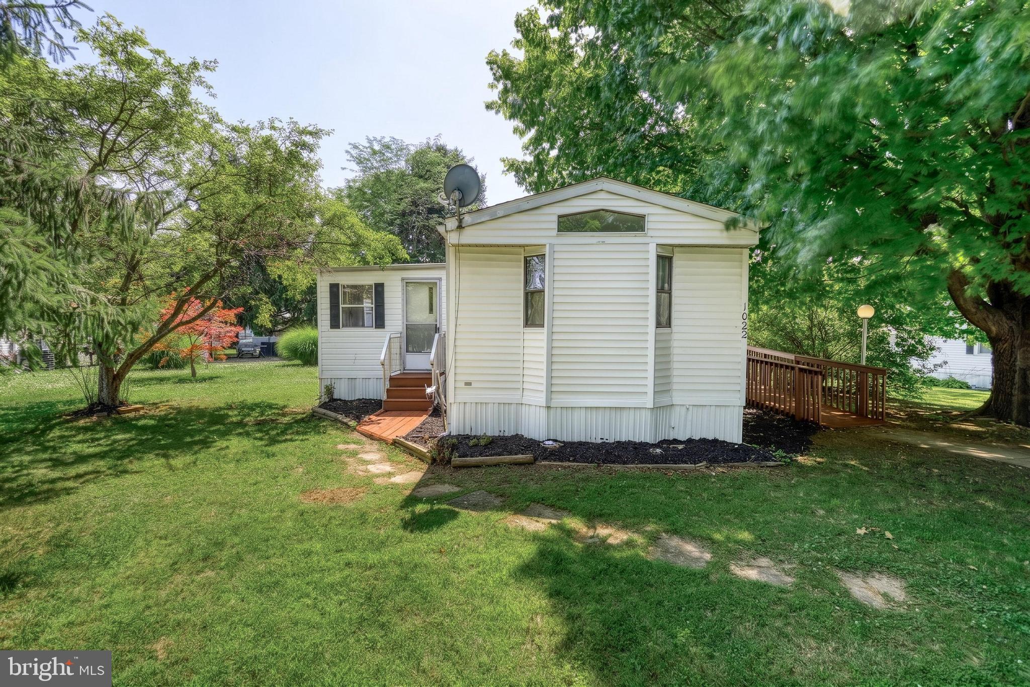 APPLEVILLE WEST - Residential