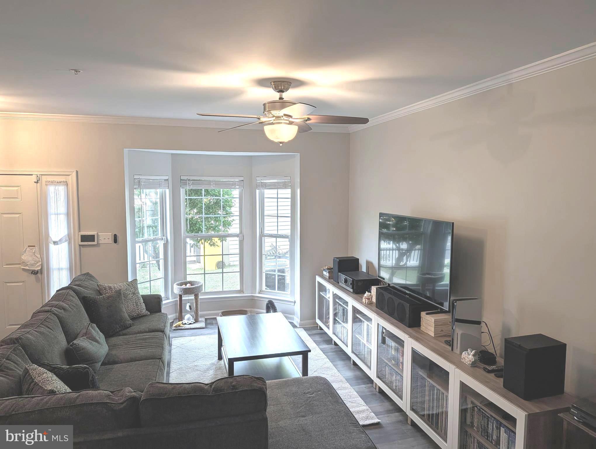 SEVEN OAKS - Residential