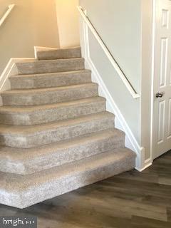 SEVEN OAKS - Residential