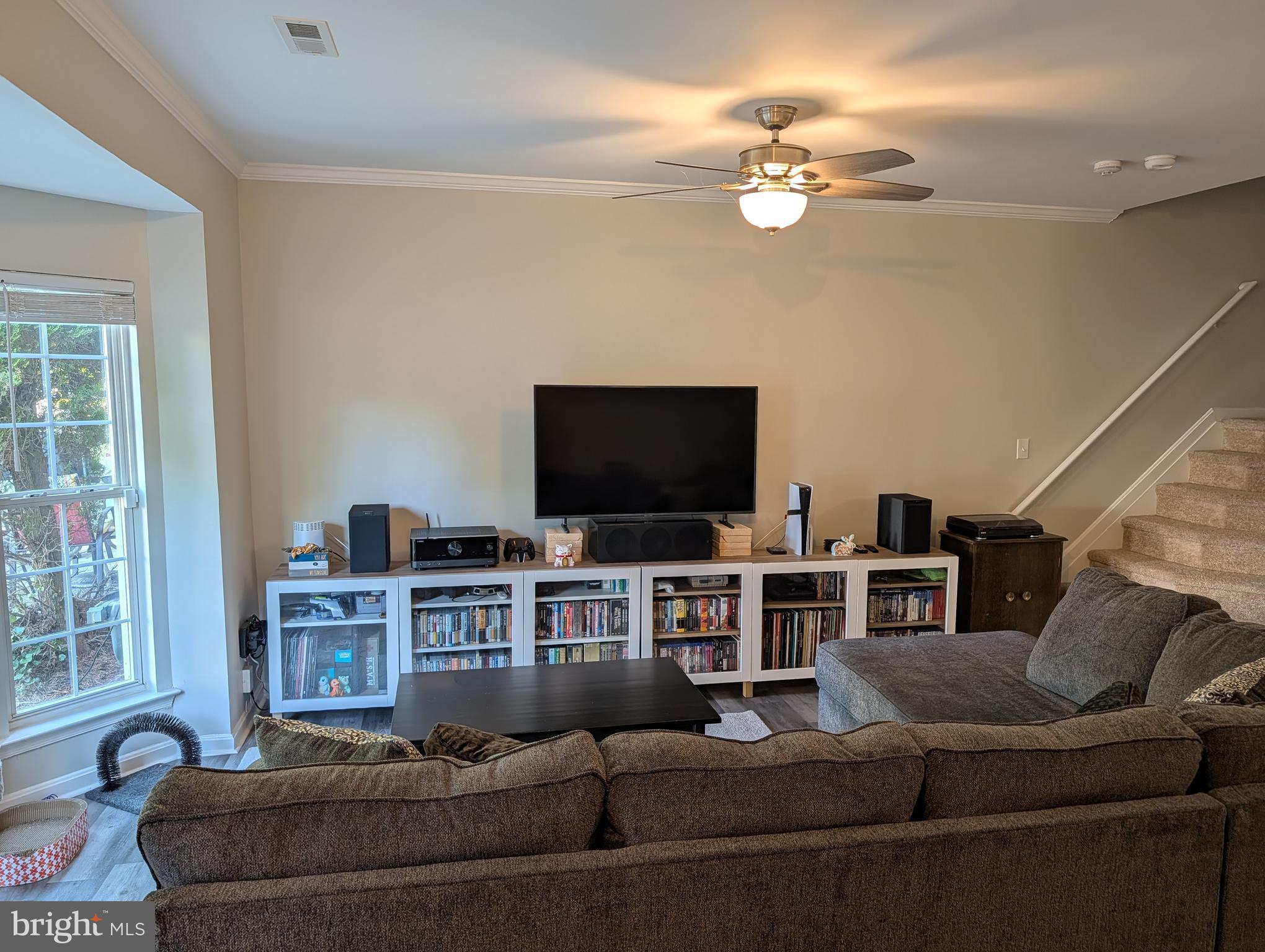 SEVEN OAKS - Residential