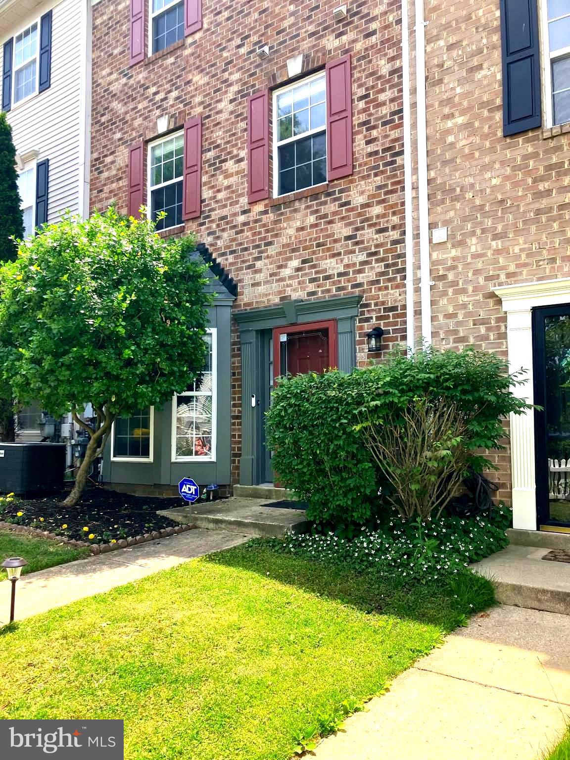 SEVEN OAKS - Residential