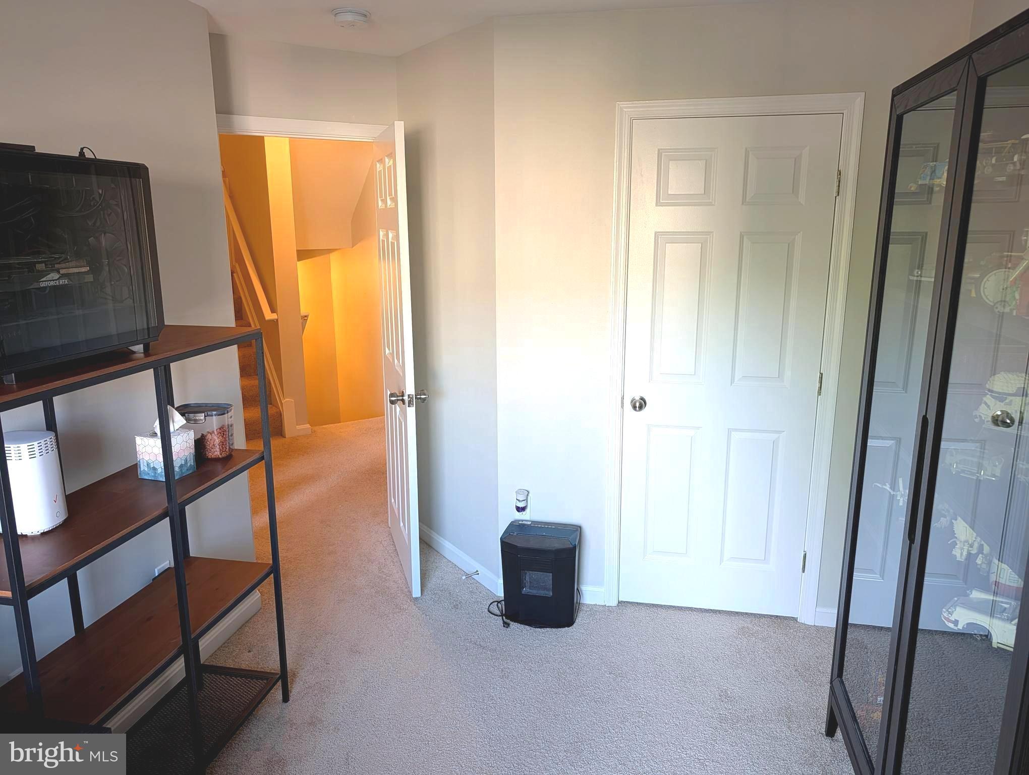 SEVEN OAKS - Residential